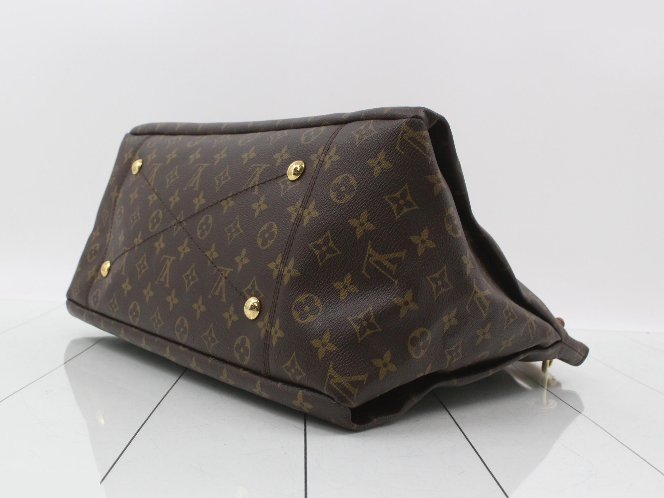 Monogram Artsy MM Shoulder Bag — view 6