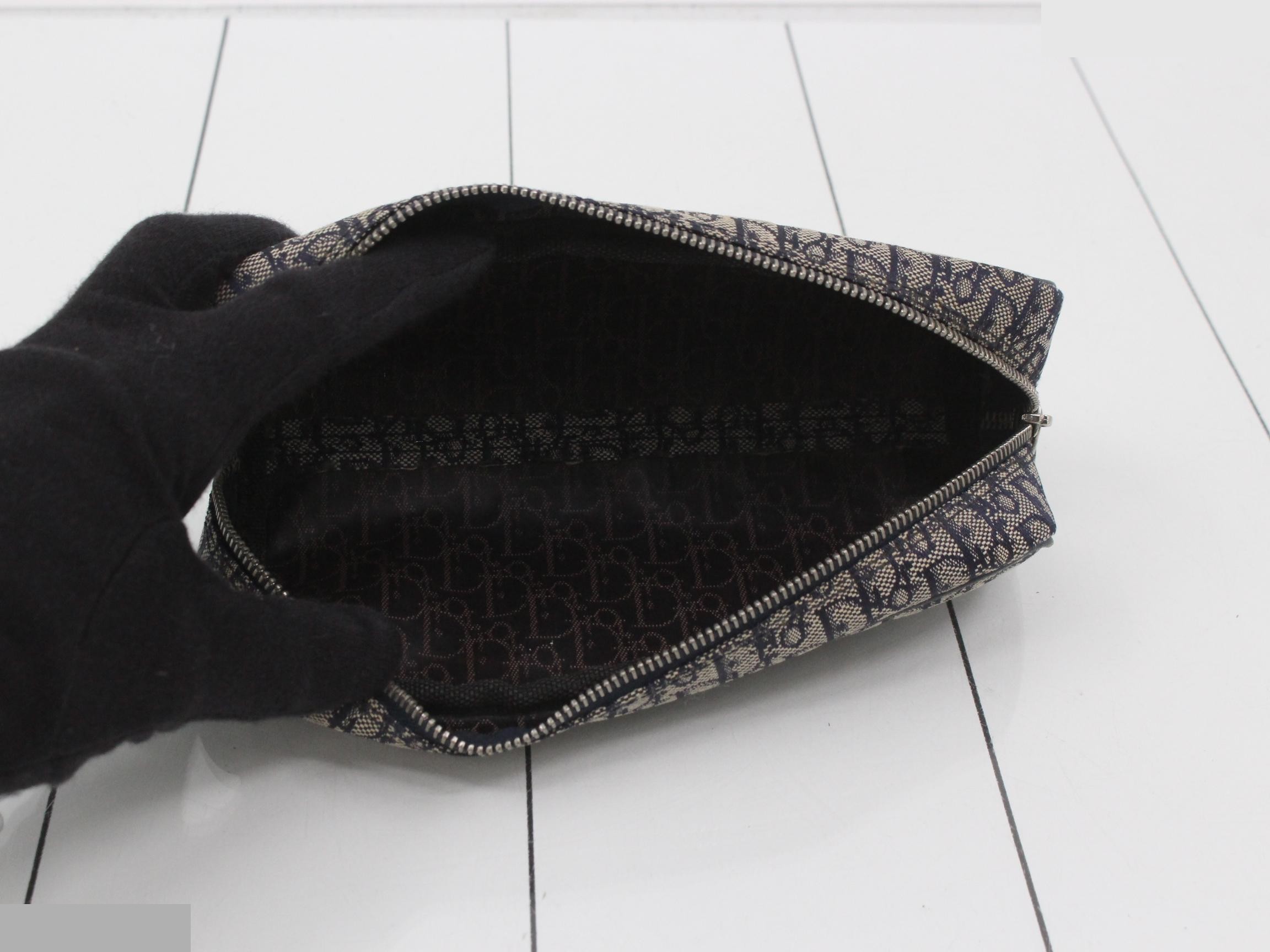 Trotter Pouch, Blue — view 4