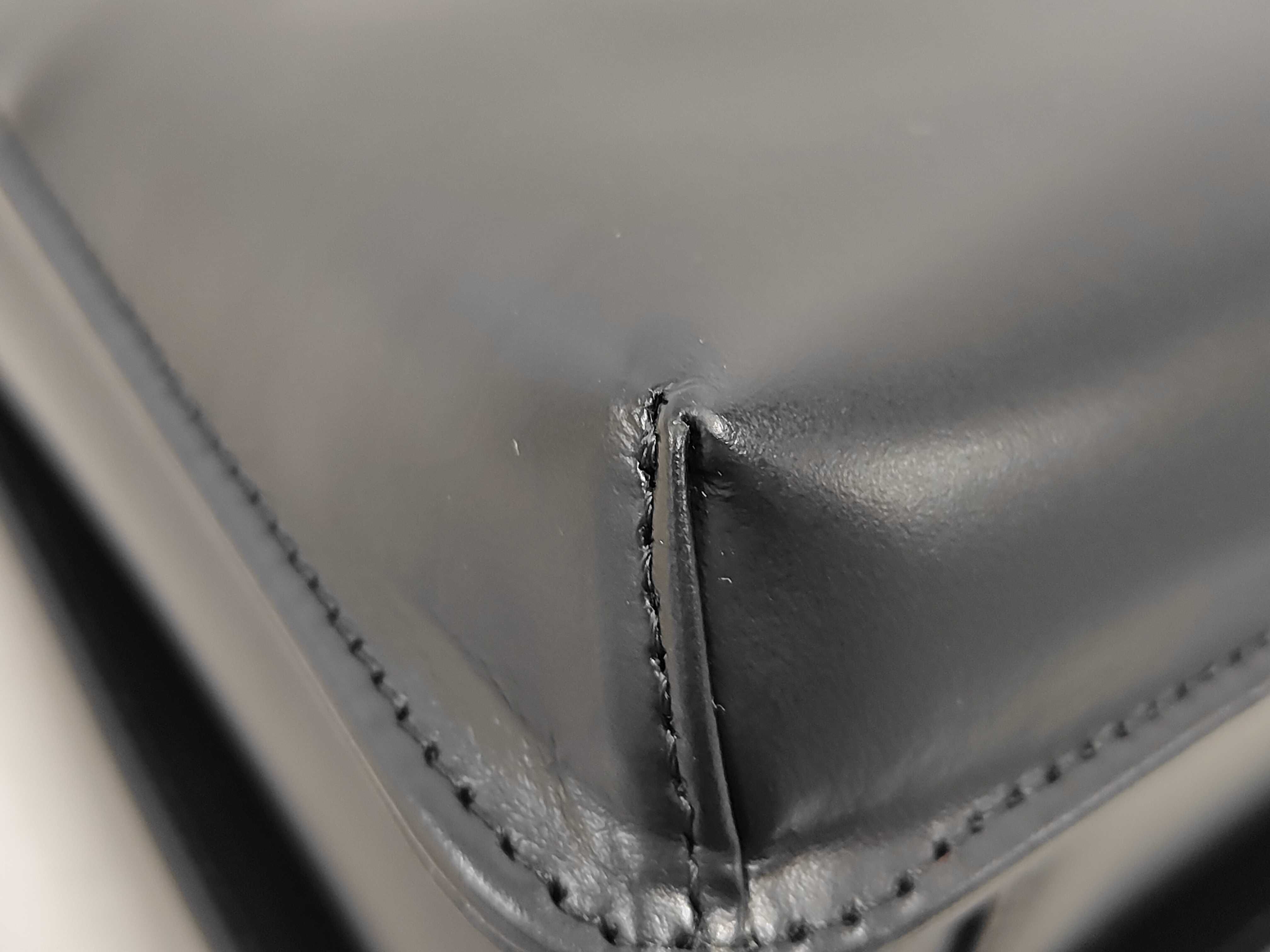 Handbag — view 3