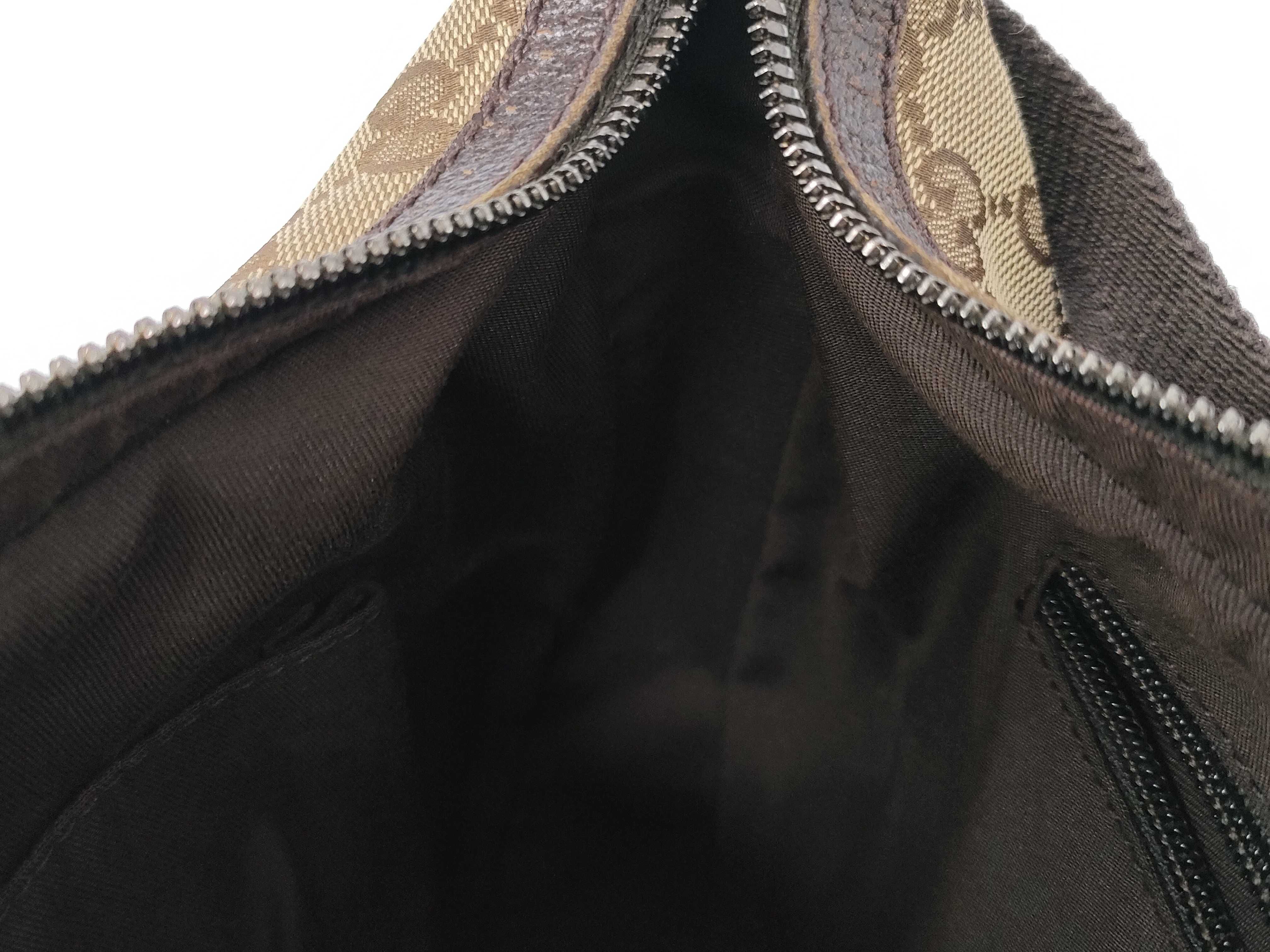 GG Canvas Shoulder Bag — view 10