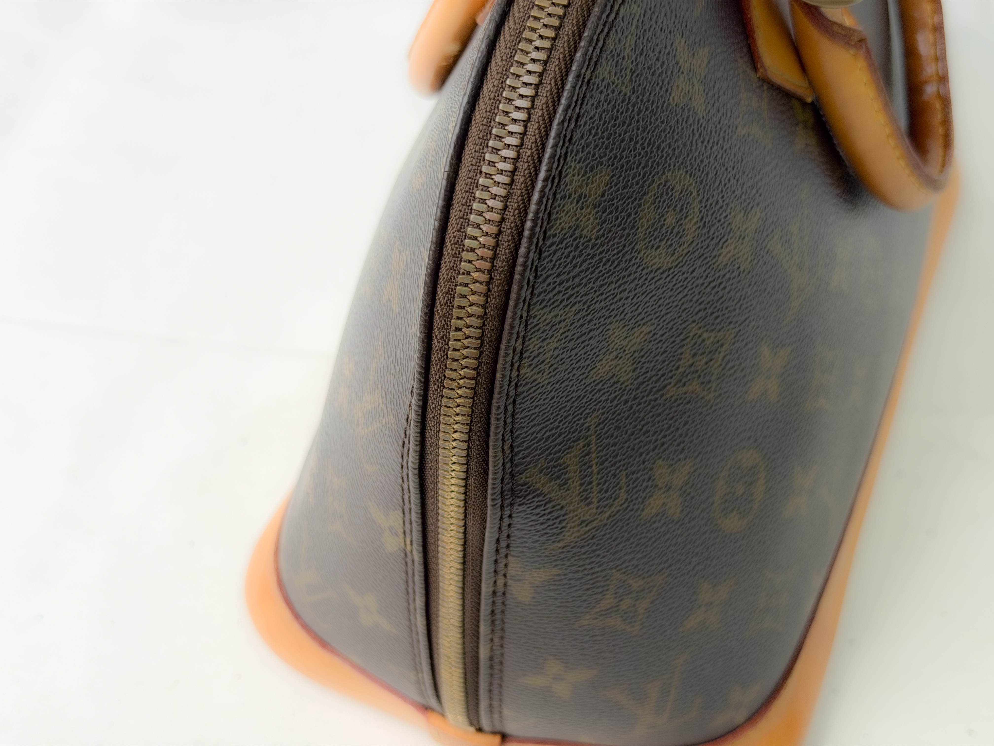 Monogram M51130 Alma PM VI0977 Handbag — view 10
