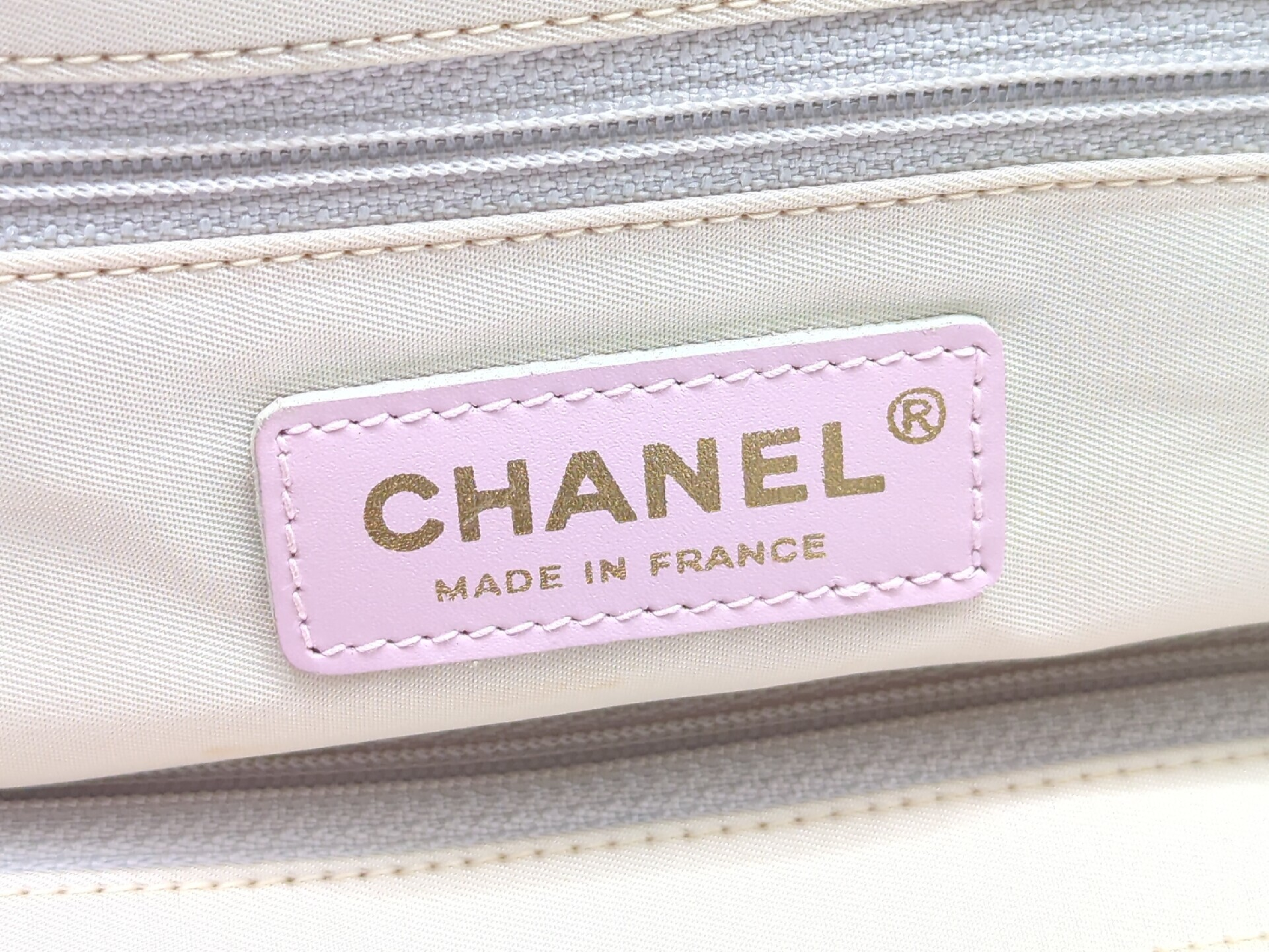 New Travel Line Tote, Pink, Series 9 Tote Bag — view 13