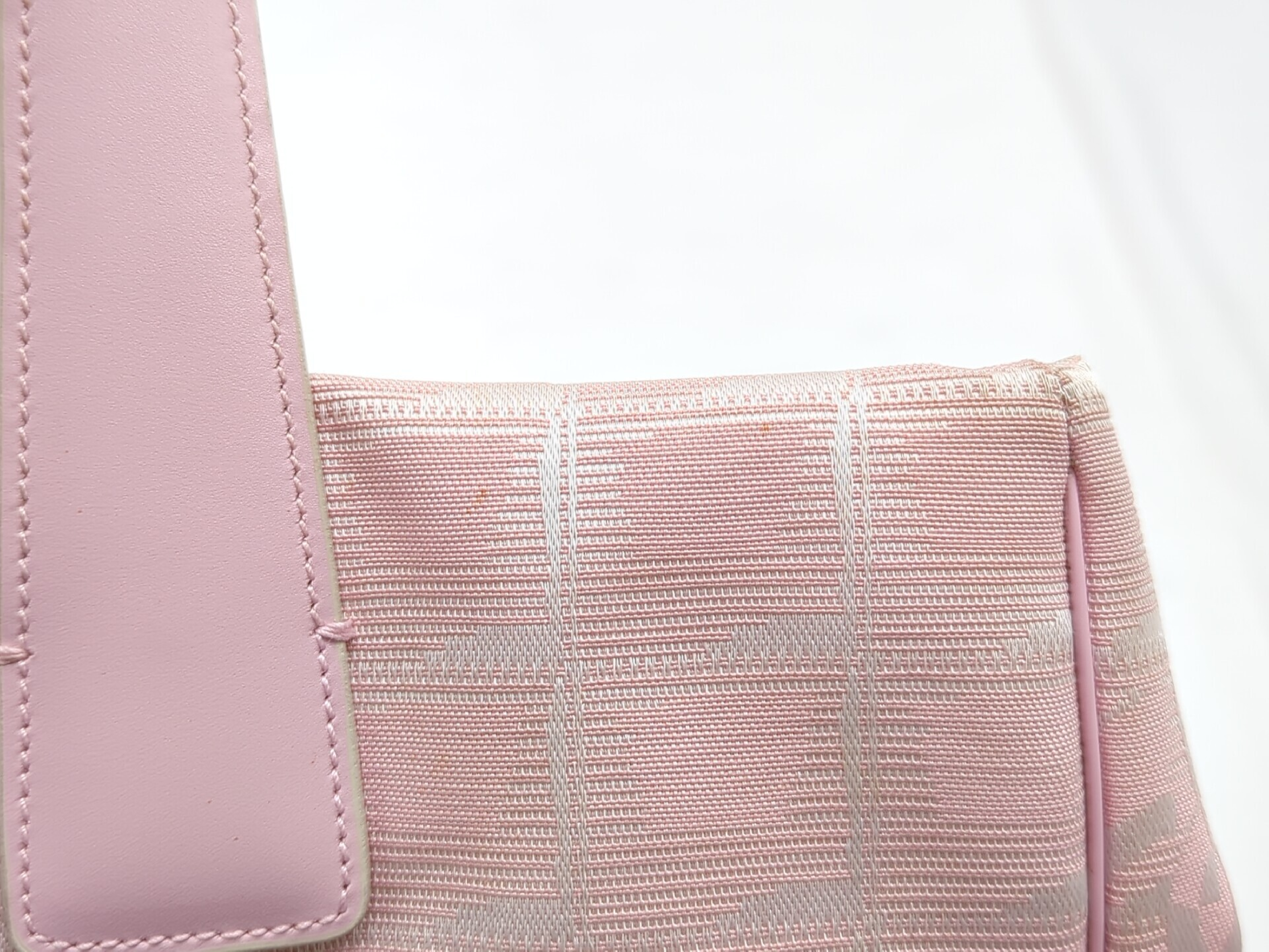 New Travel Line Tote, Pink, Series 9 Tote Bag — view 14