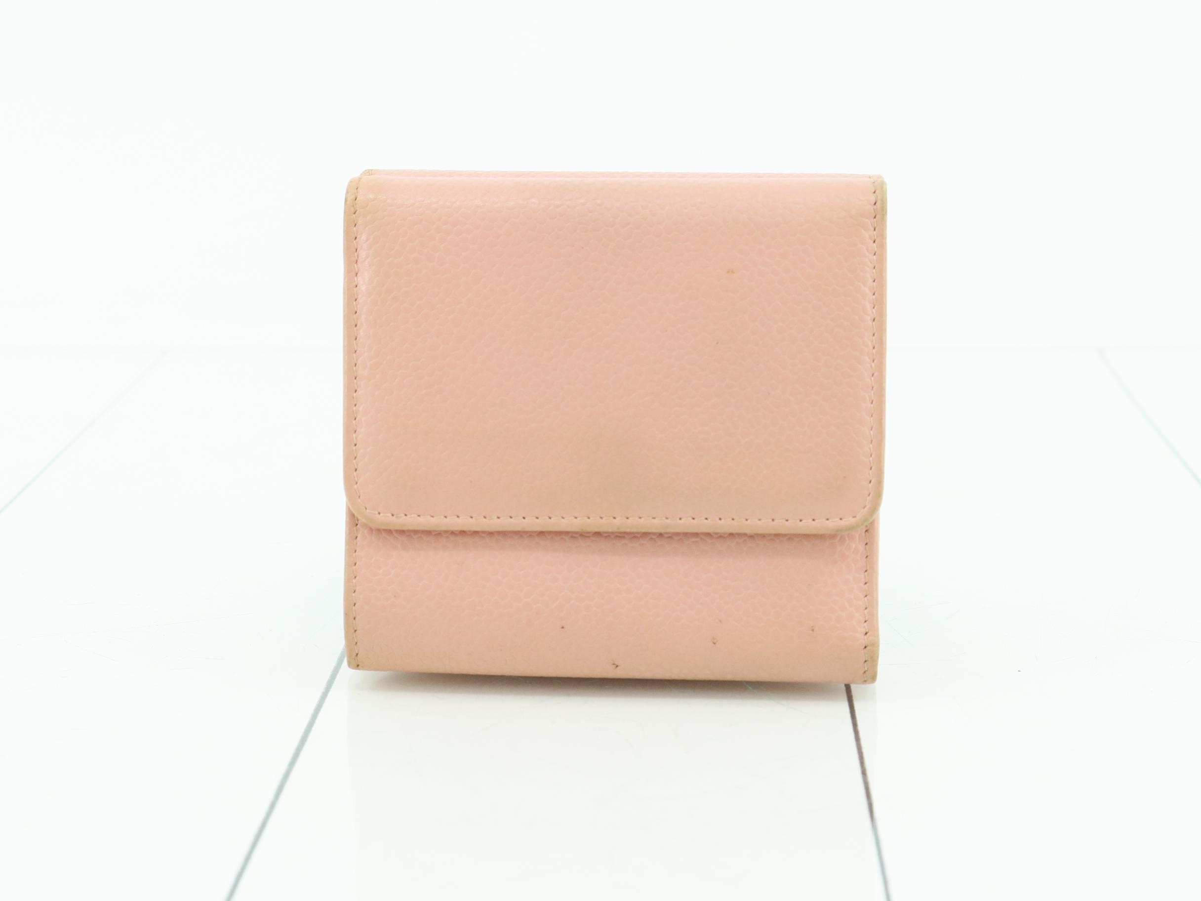 Double snap closure small wallet, caviar leather, includes card slots, stickers, and box. — view 2