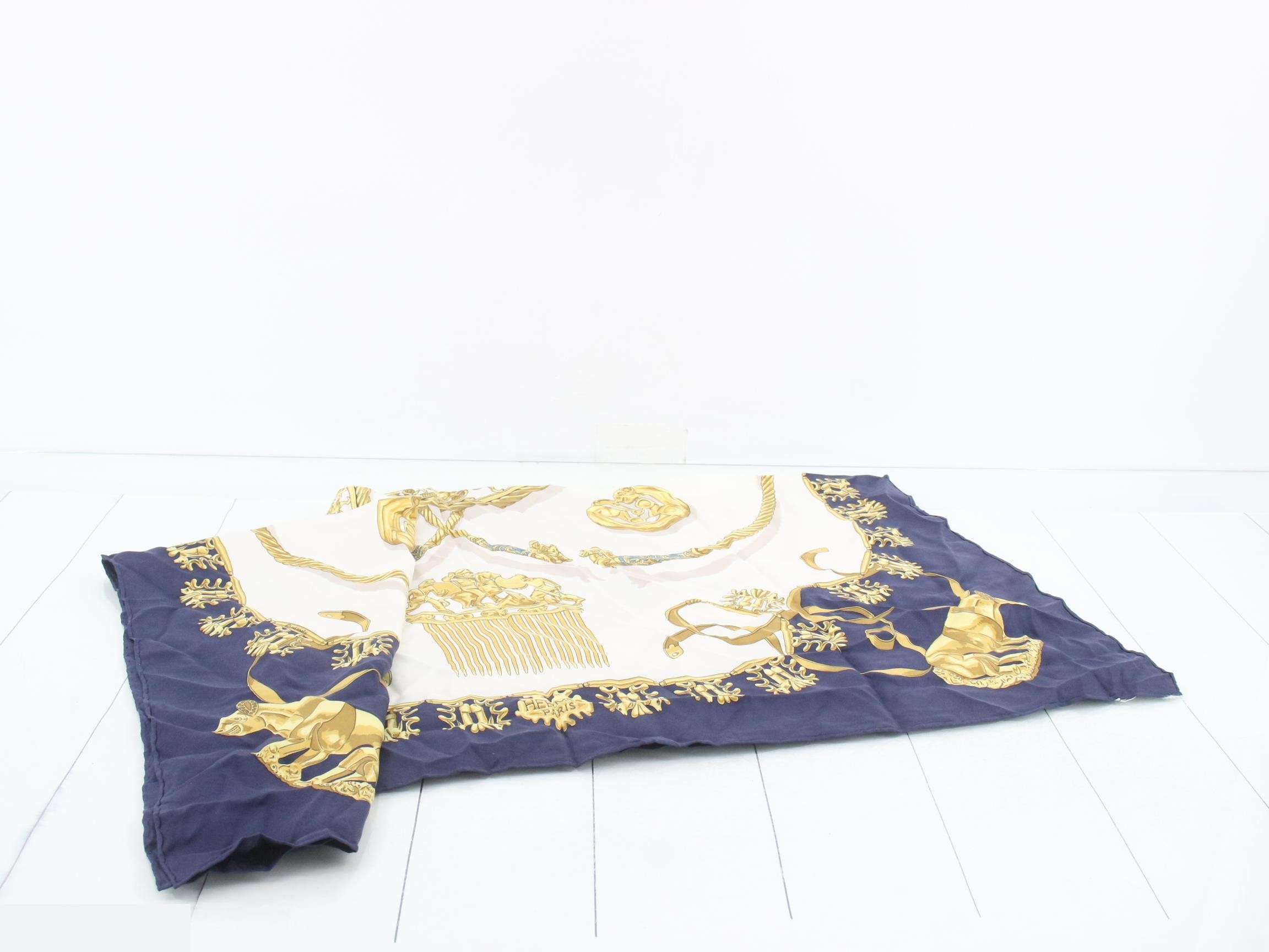 Carre 90 Scarf — view 3