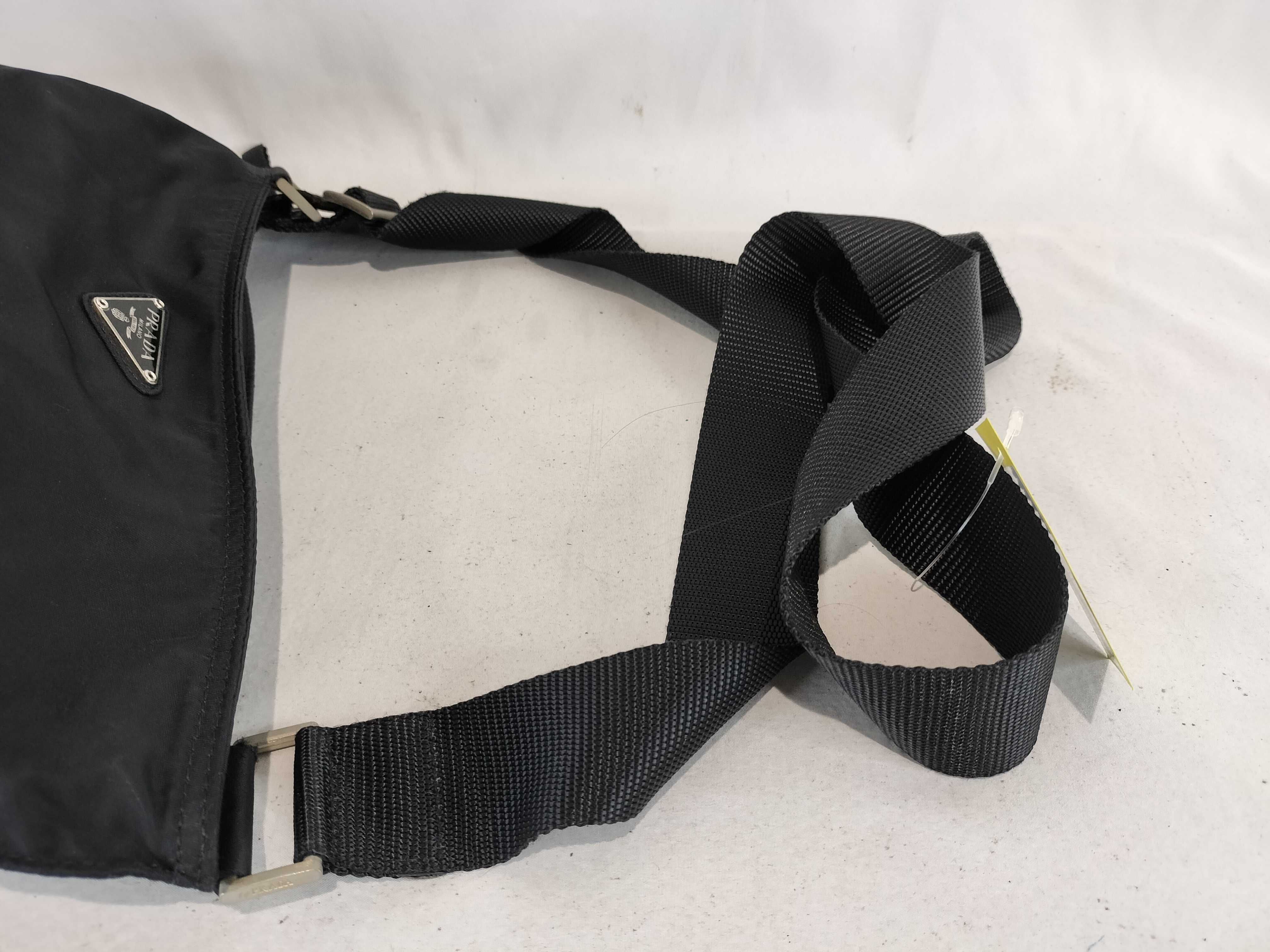 Nylon Shoulder Bag (No Gusset) — view 3