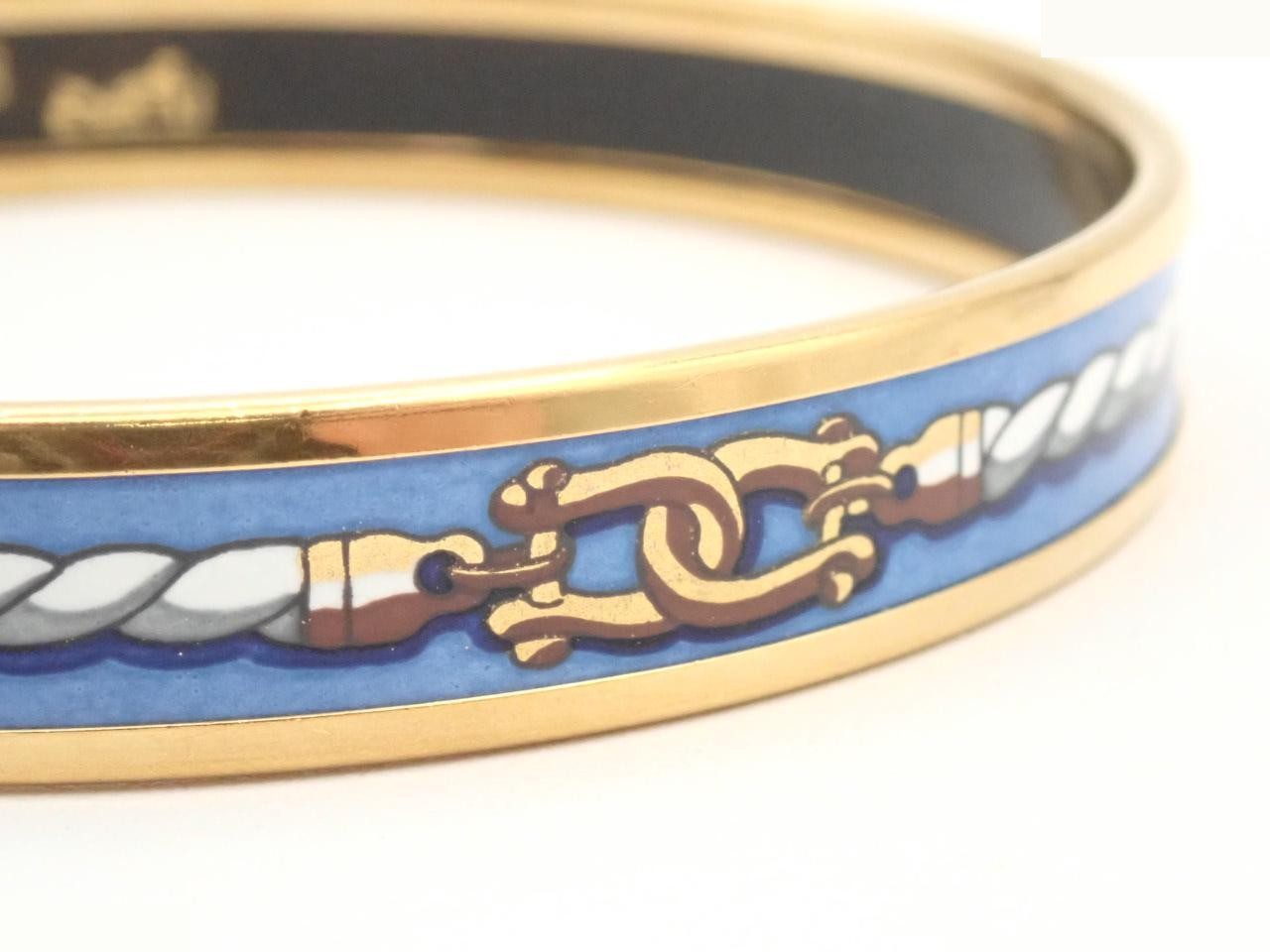 Enamel bangle, wrist circumference approximately 21.5 cm — view 3