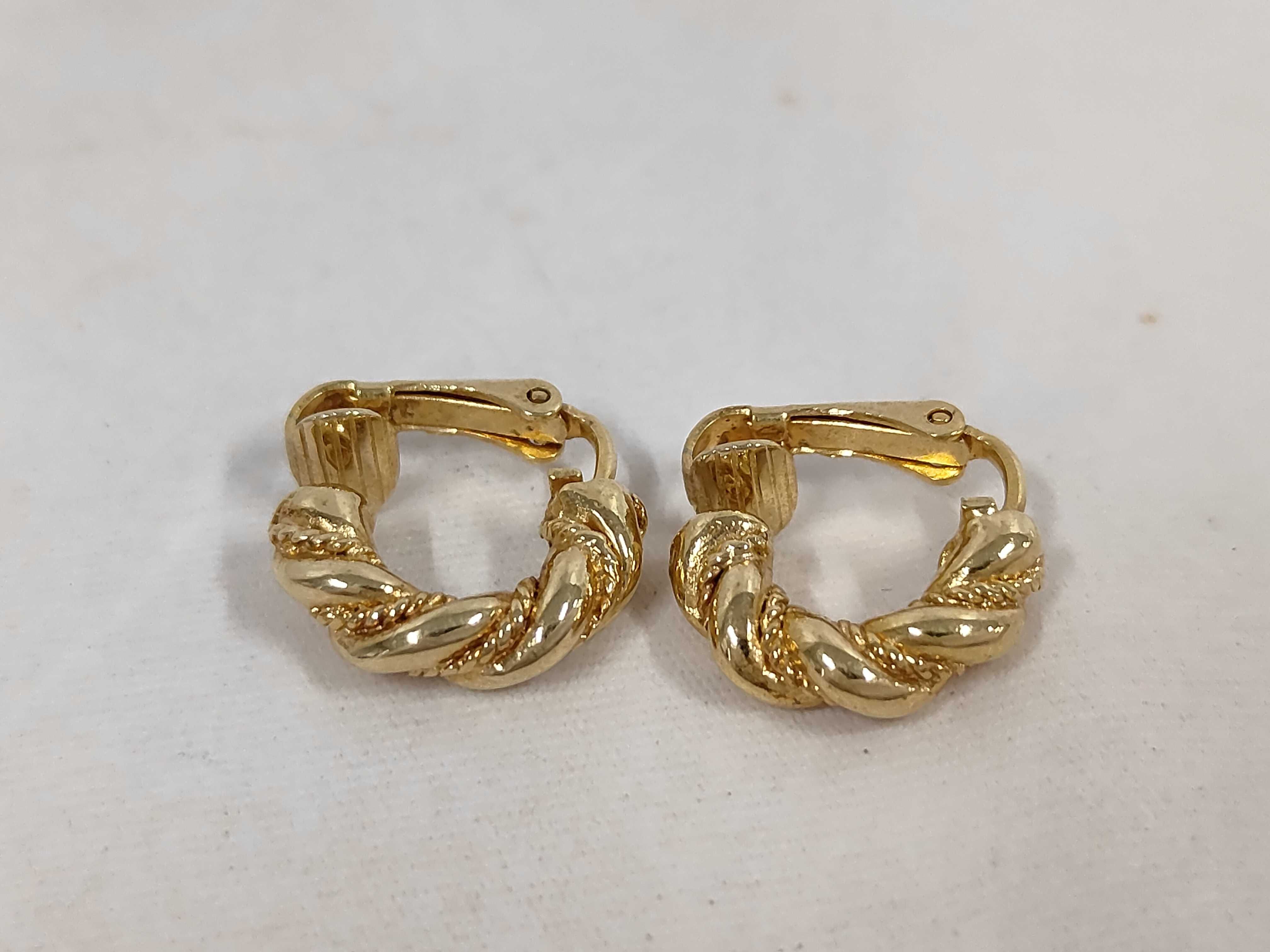 Twist Earrings