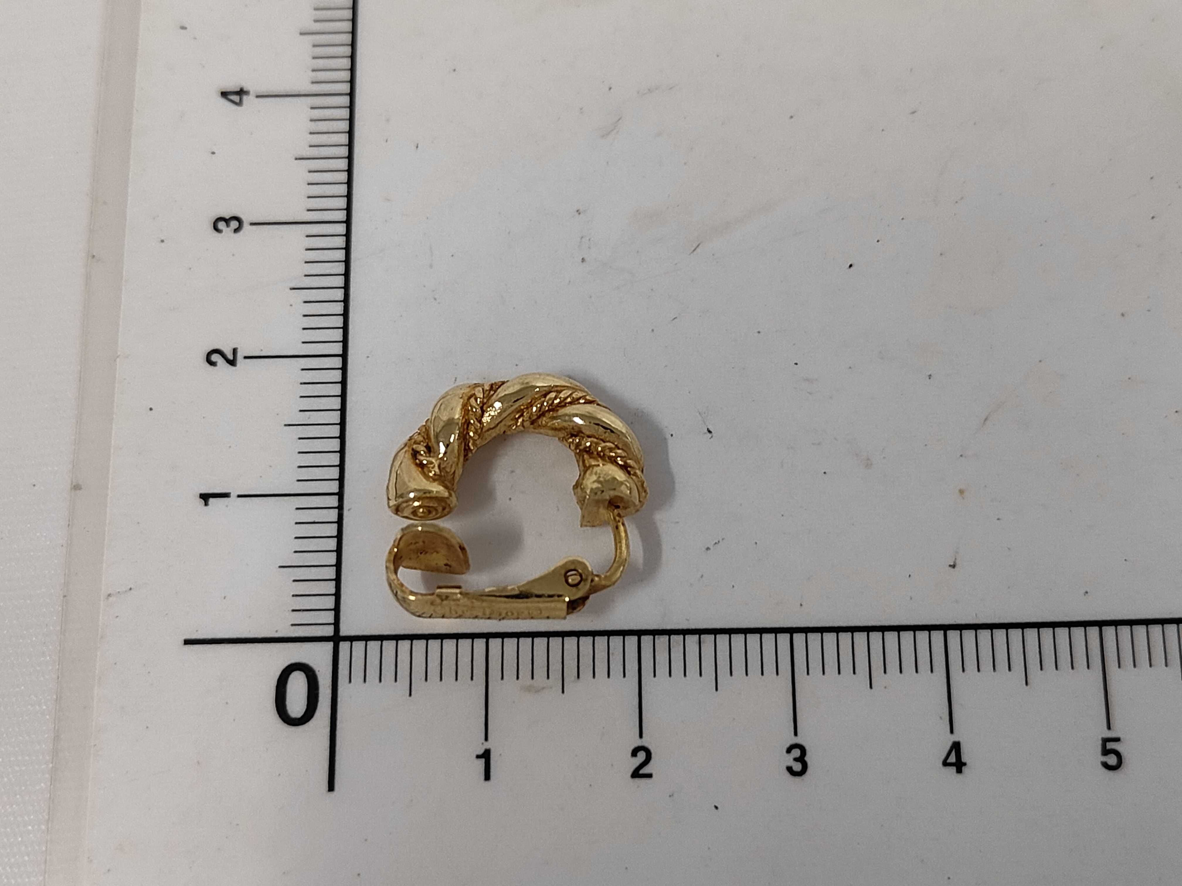 Twist Earrings — view 4