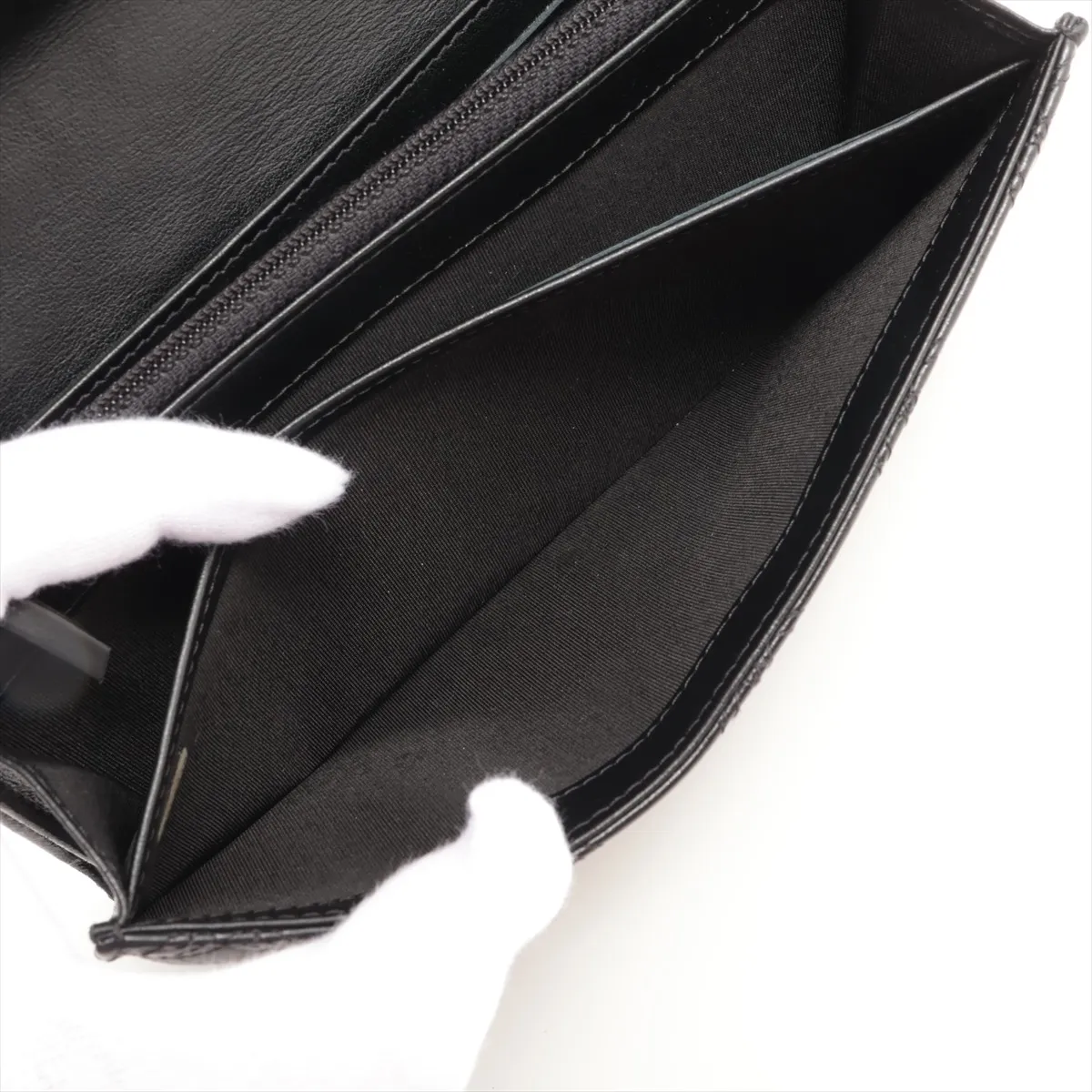 Matelassé Lambskin Long Wallet, Black with Gold Hardware, 26468240, Studs — view 8