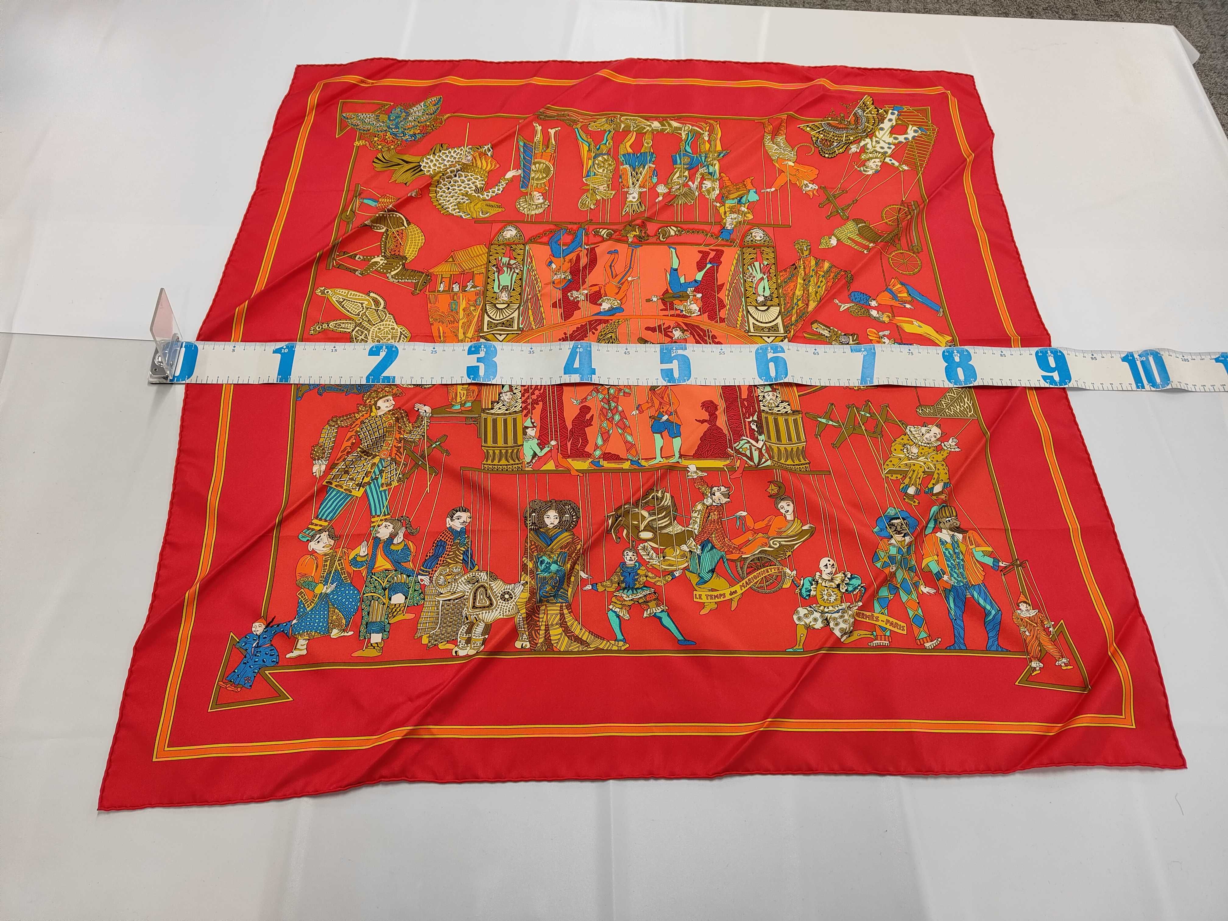 Carre LE TEMPS des MARIONNETTES (The Time of the Marionettes) with box and other accessories. — view 2