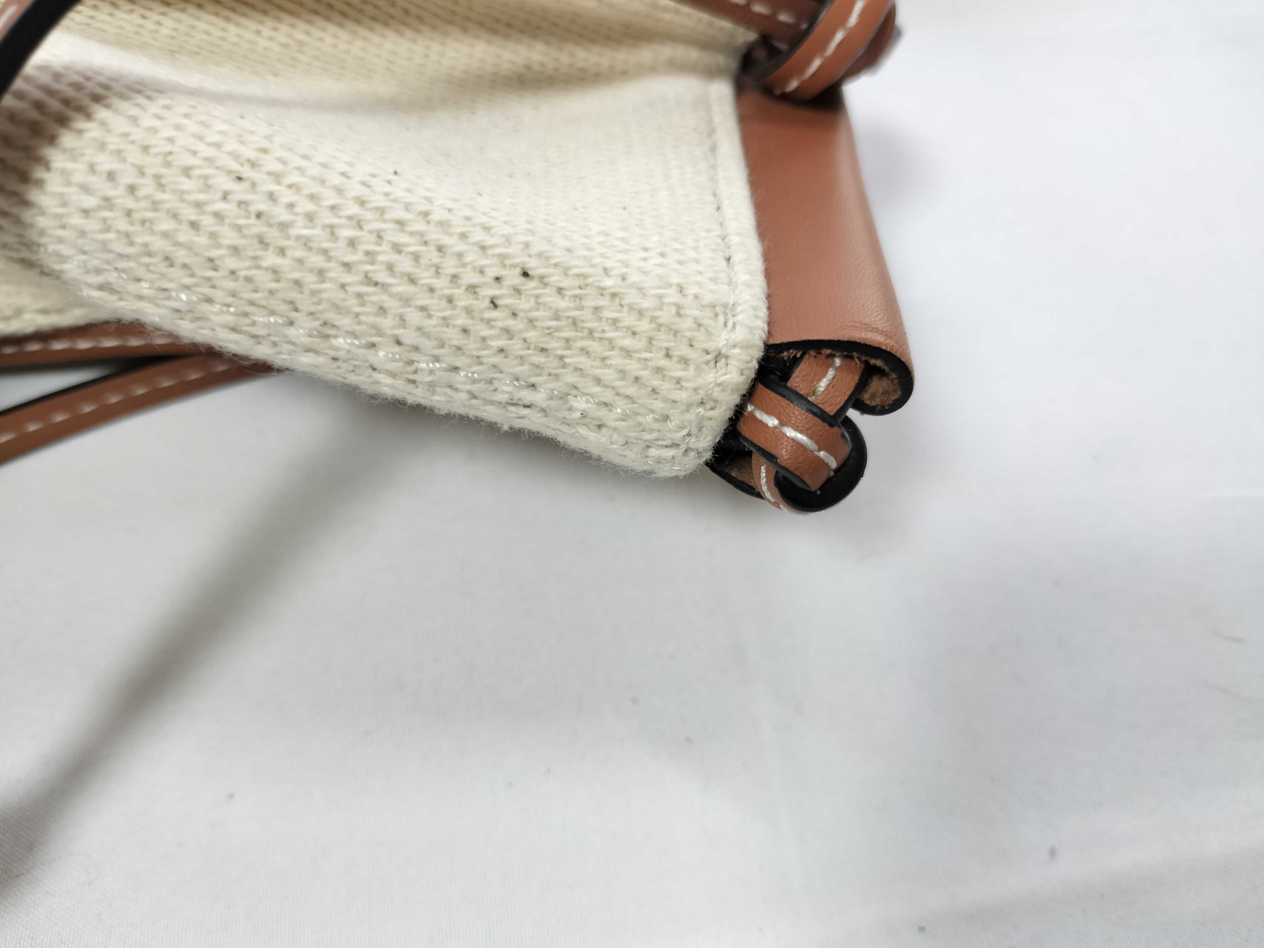 Cushion Tote Canvas x Leather Natural x Tan Tote Bag — view 7