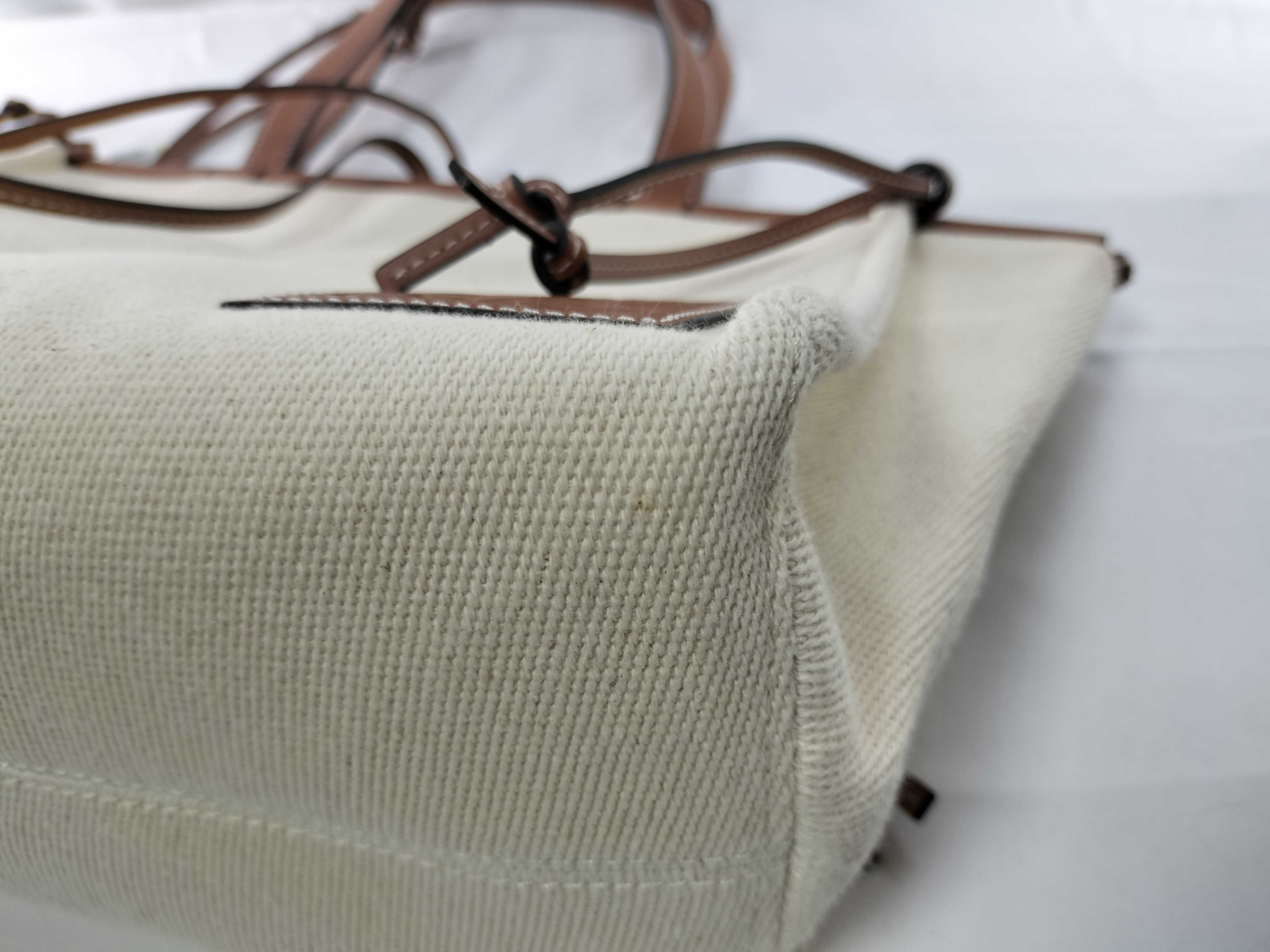 Cushion Tote Canvas x Leather Natural x Tan Tote Bag — view 8