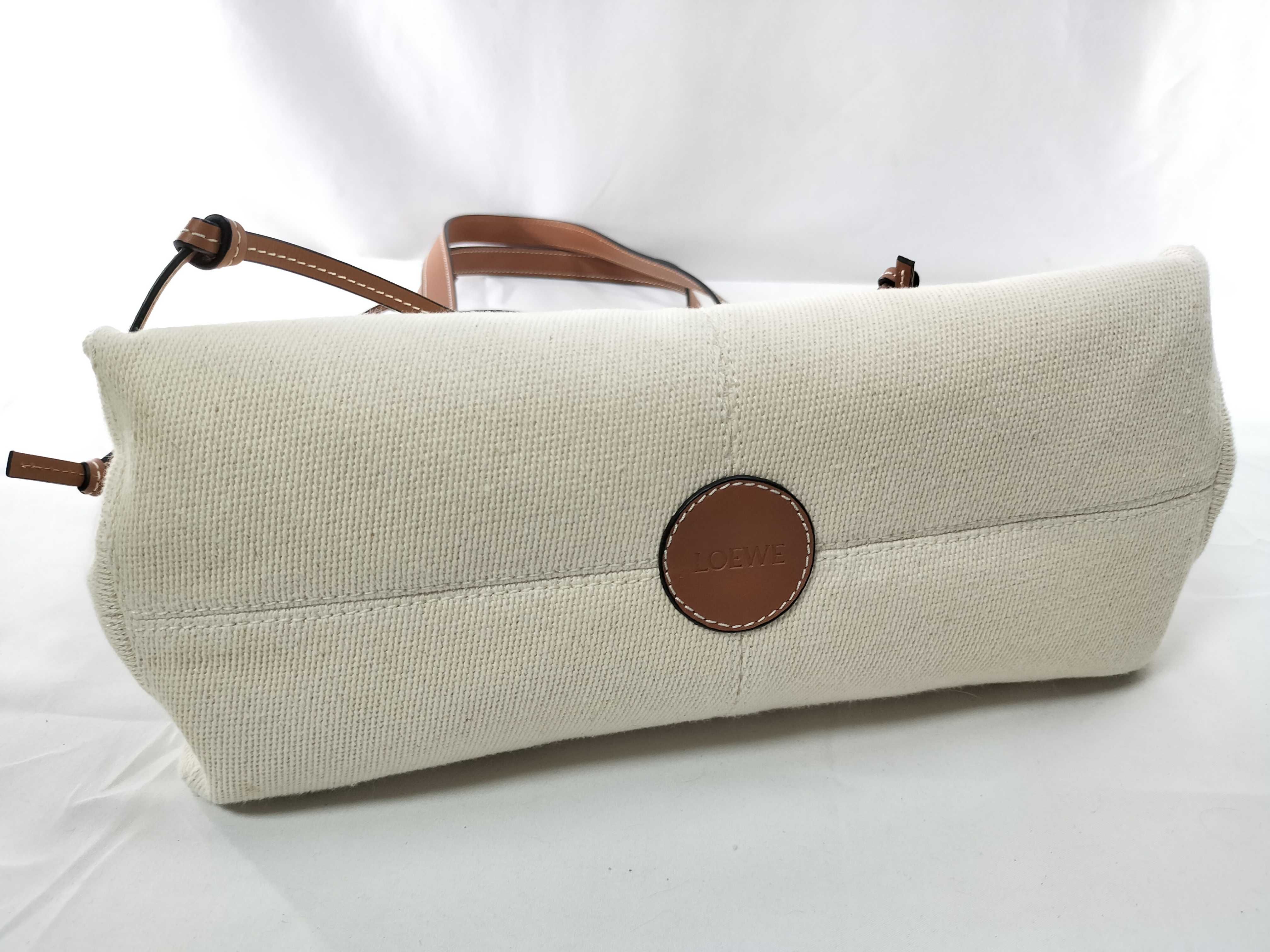 Cushion Tote Canvas x Leather Natural x Tan Tote Bag — view 9