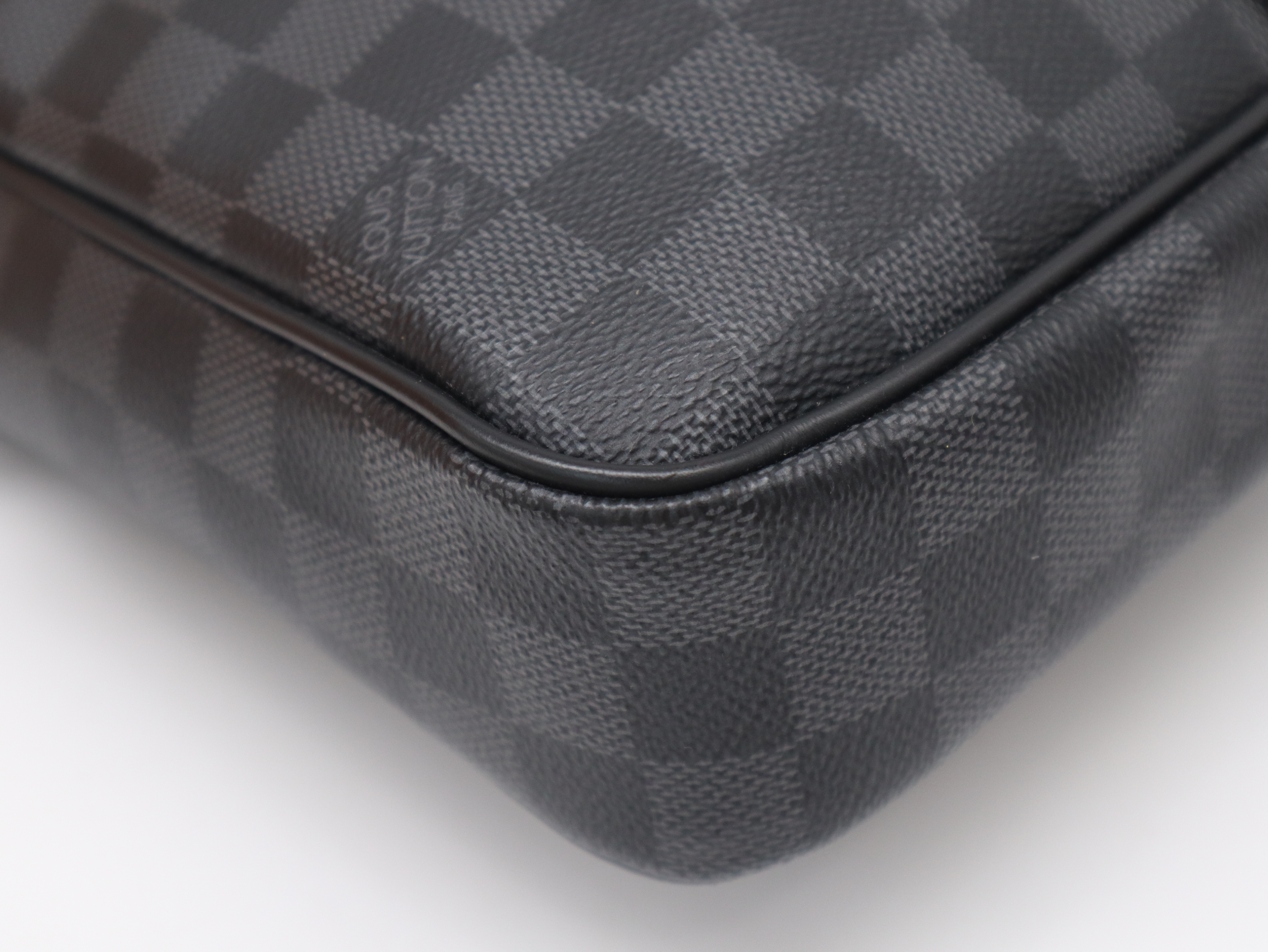 N41478 Damier Graphite Porte Documents Voyage PM Business Bag (RFID detected, includes shoulder strap, padlock, 2 keys, box, and dust bag) — view 10