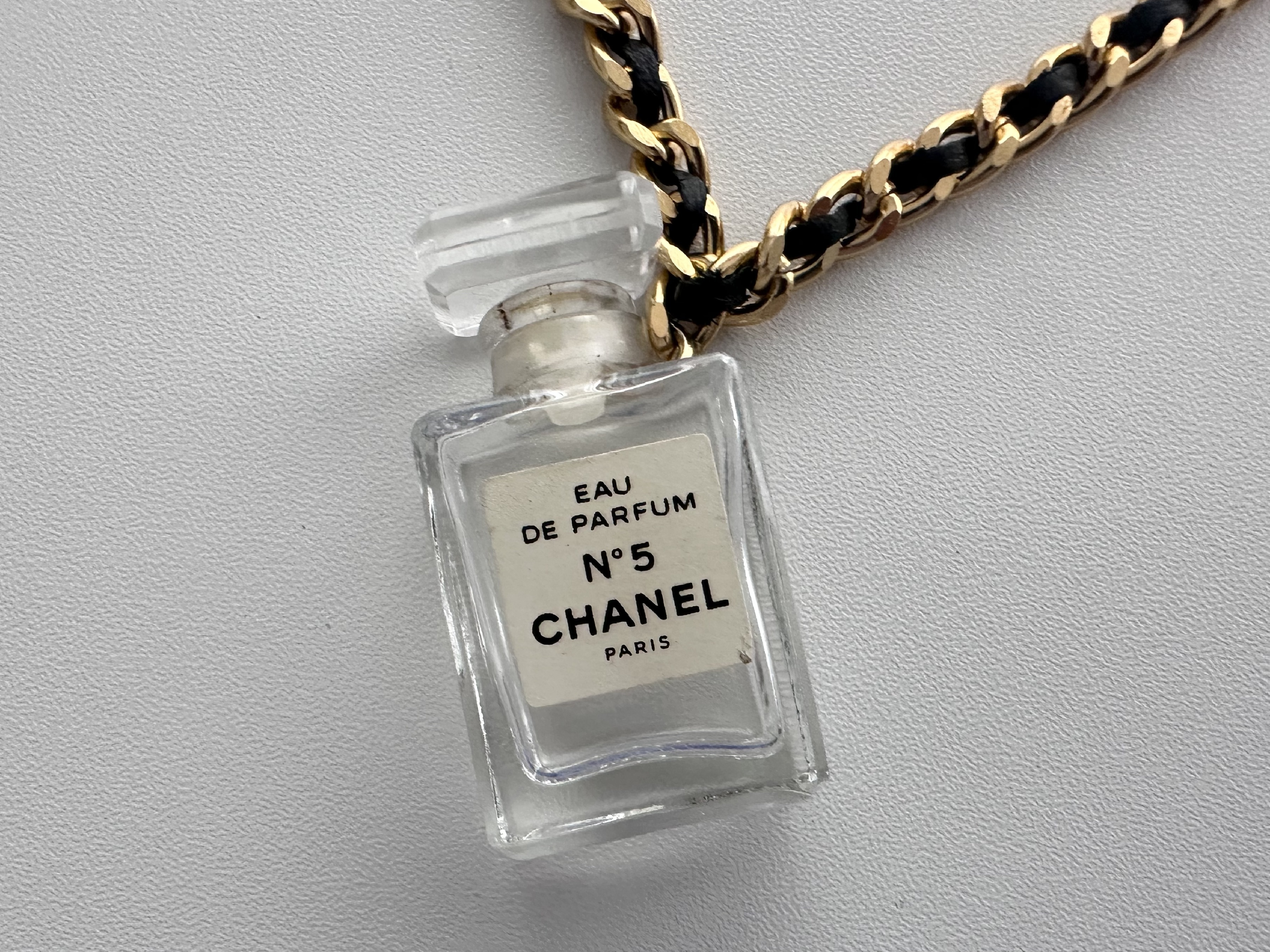 Vintage No. 5 Perfume Bottle Chain Necklace Pendant Necklace — view 2