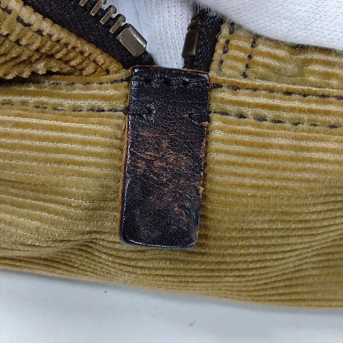 calfskin x leather shoulder bag, white x brown — view 12