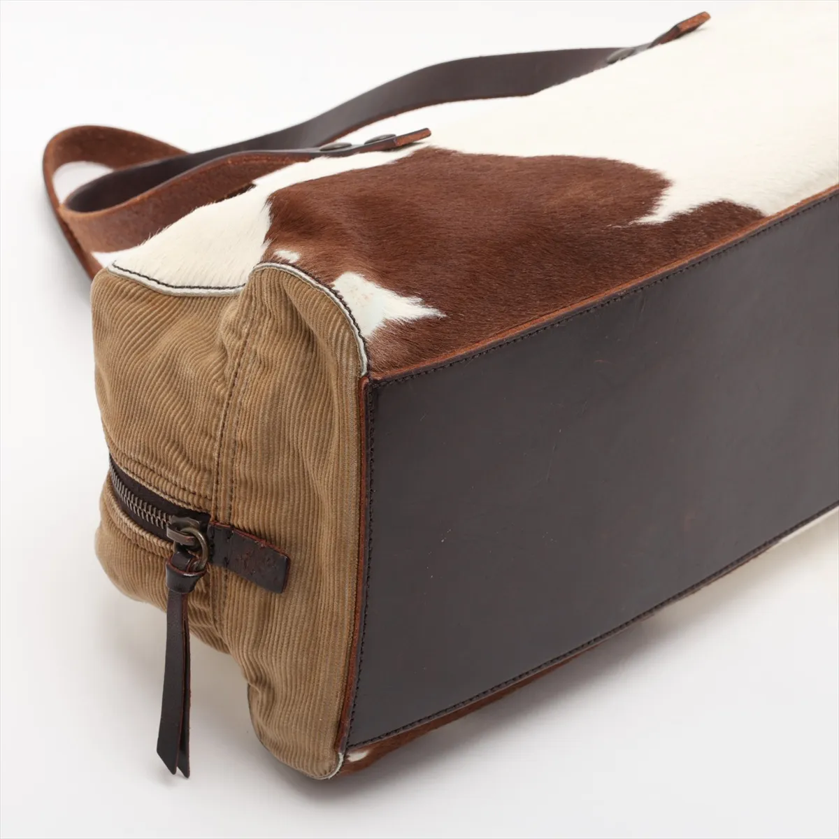 calfskin x leather shoulder bag, white x brown — view 4