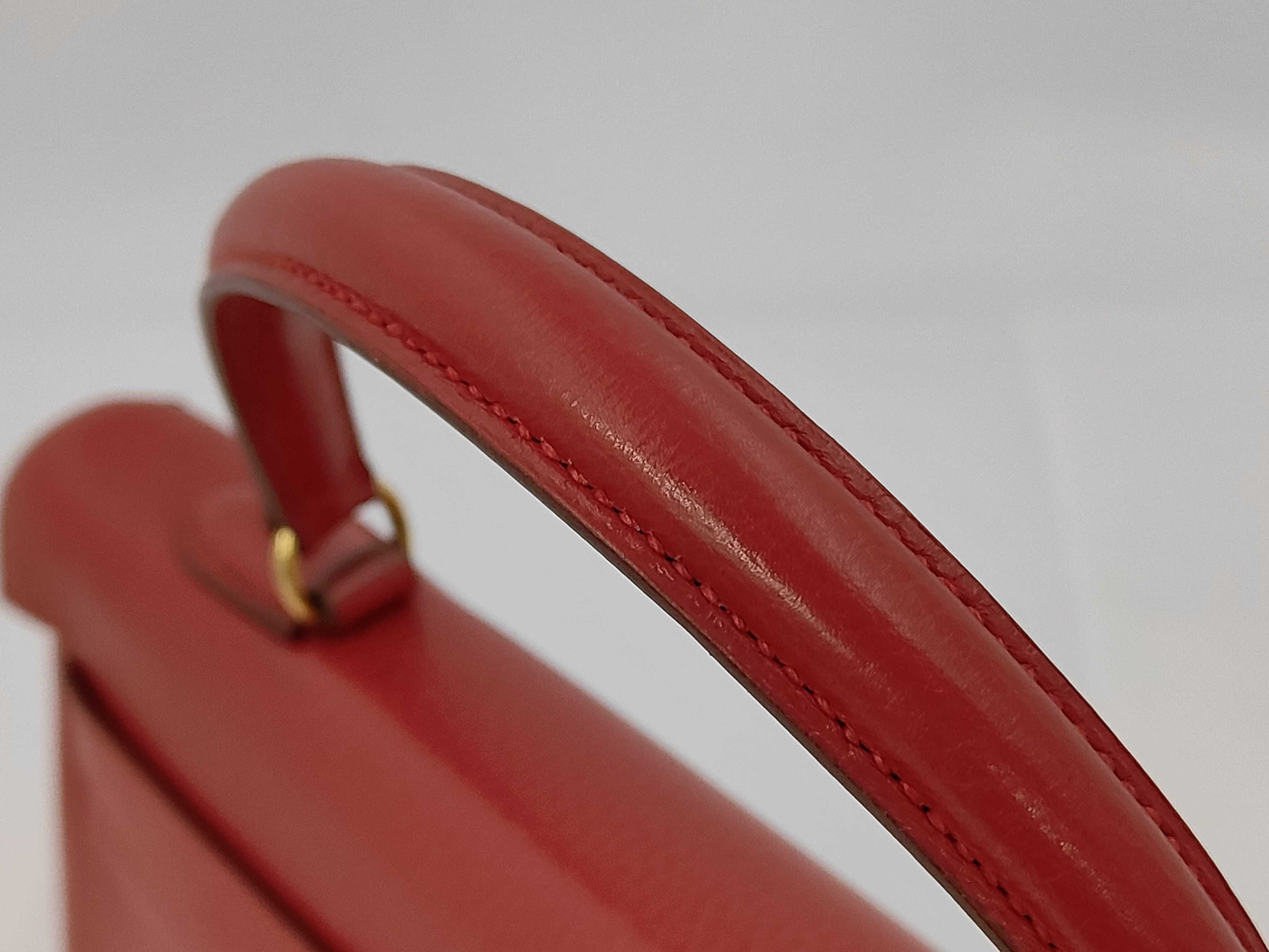 Kelly 35 Red Handbag with Gold Hardware — view 6