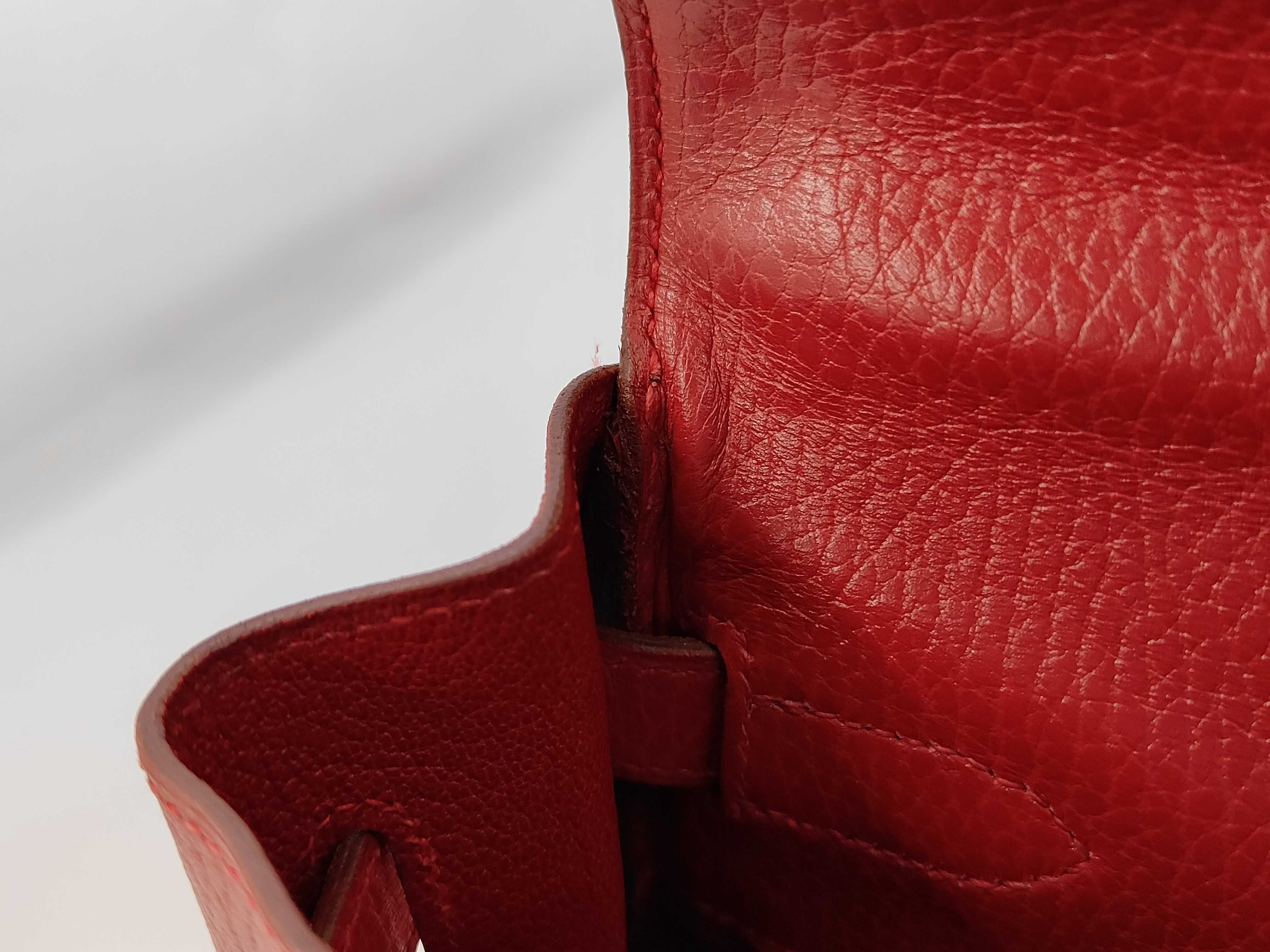 Kelly 35 Red Handbag with Gold Hardware — view 9