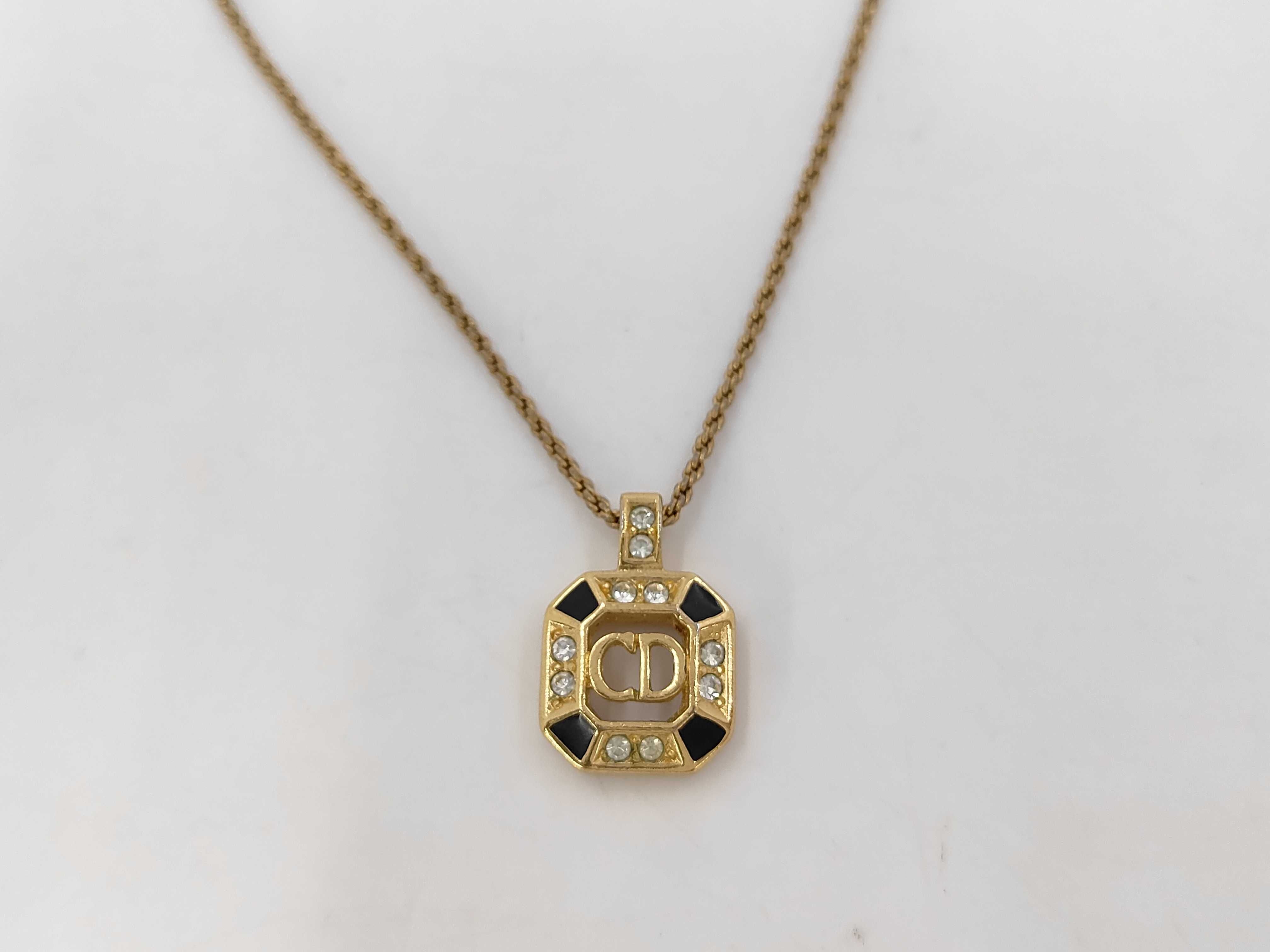Rhinestone Gold Square Necklace