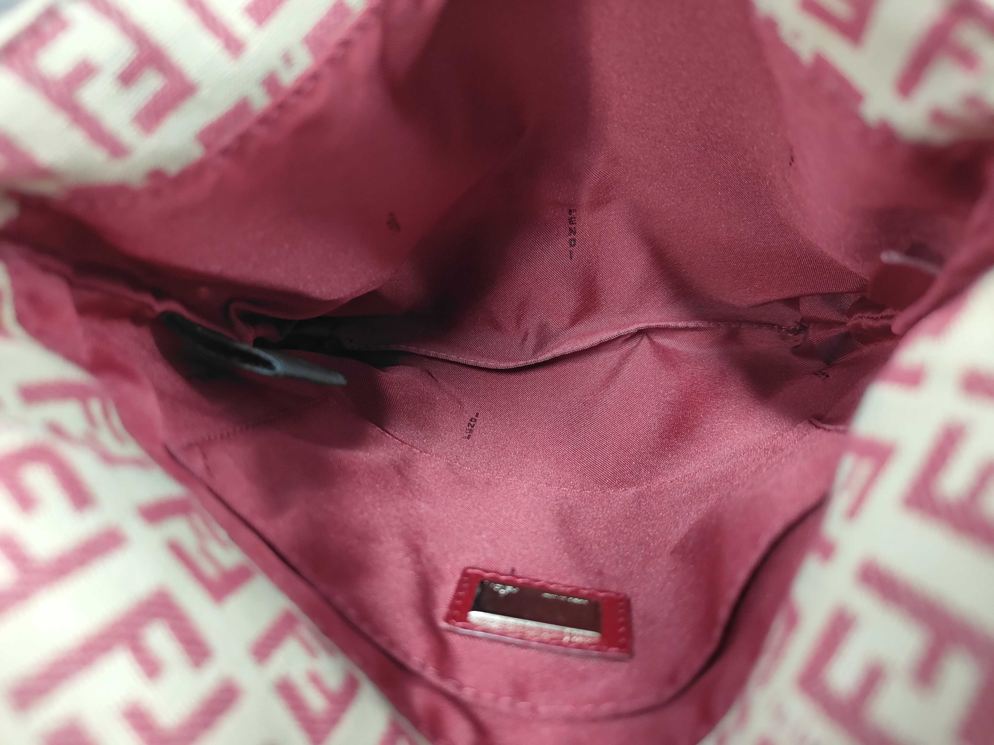 Mamma Shoulder Bag — view 9