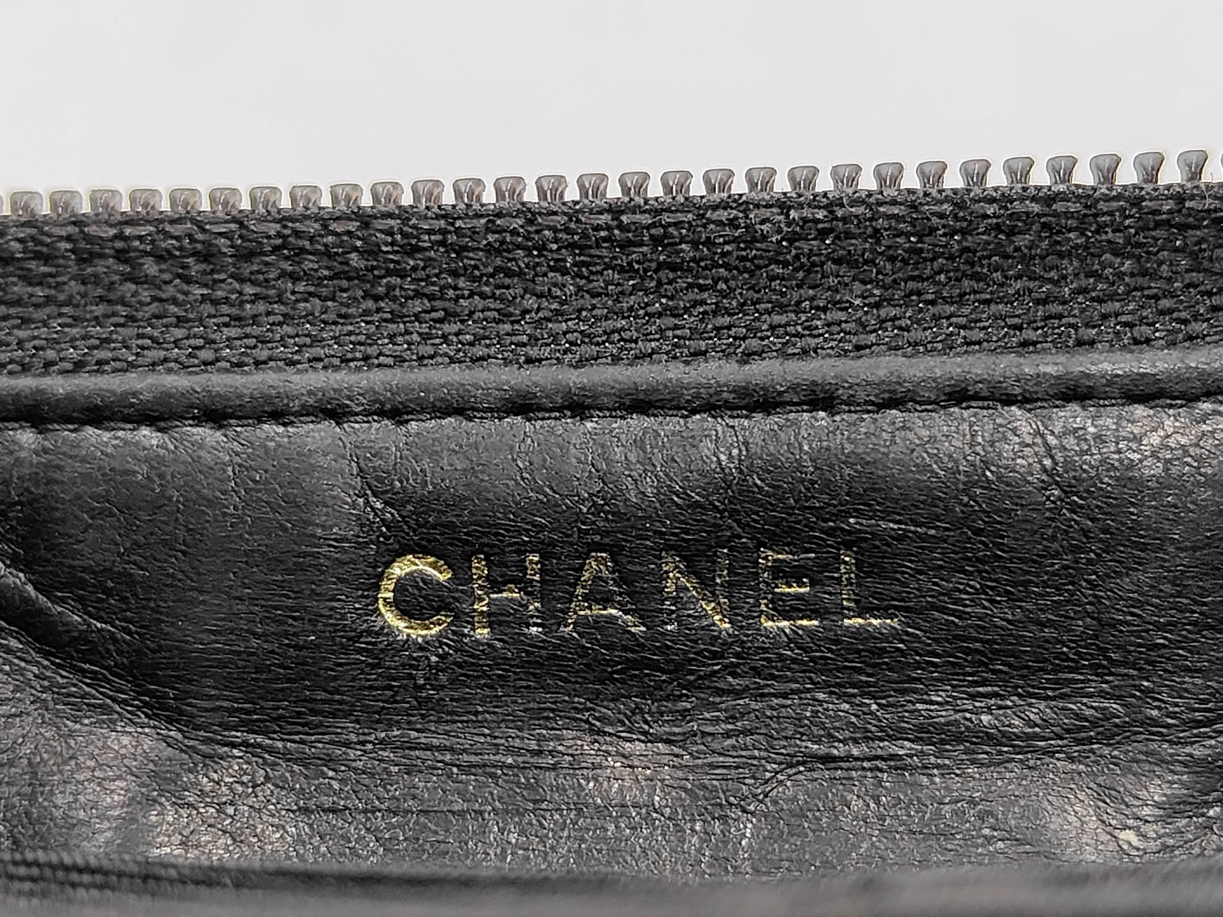 Caviar Skin Round Zip Long Wallet — view 11