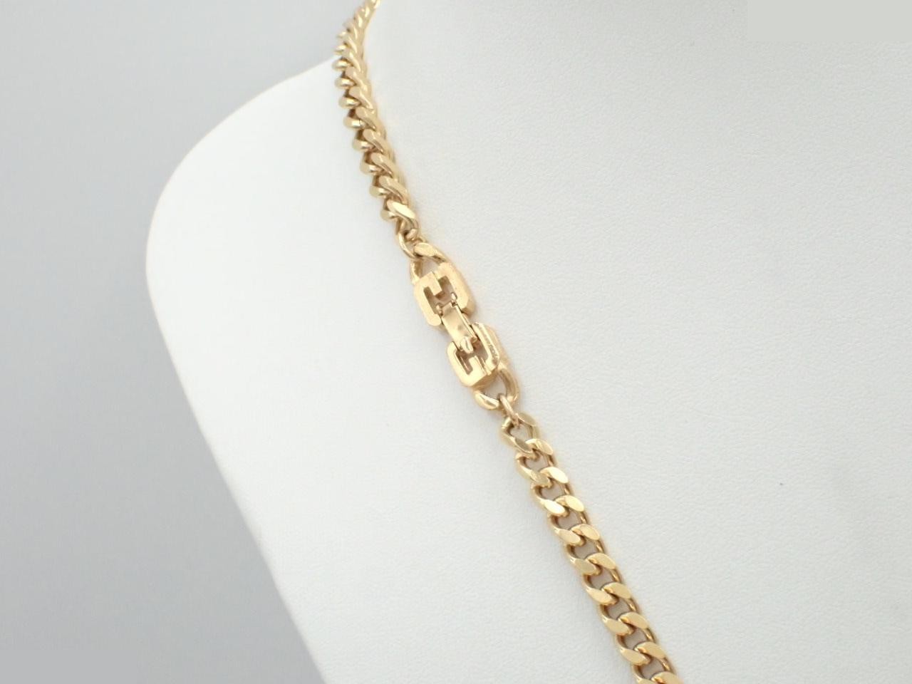 Other lines: Precious metals, necklaces, pendants, chains approximately 90cm long. — view 2
