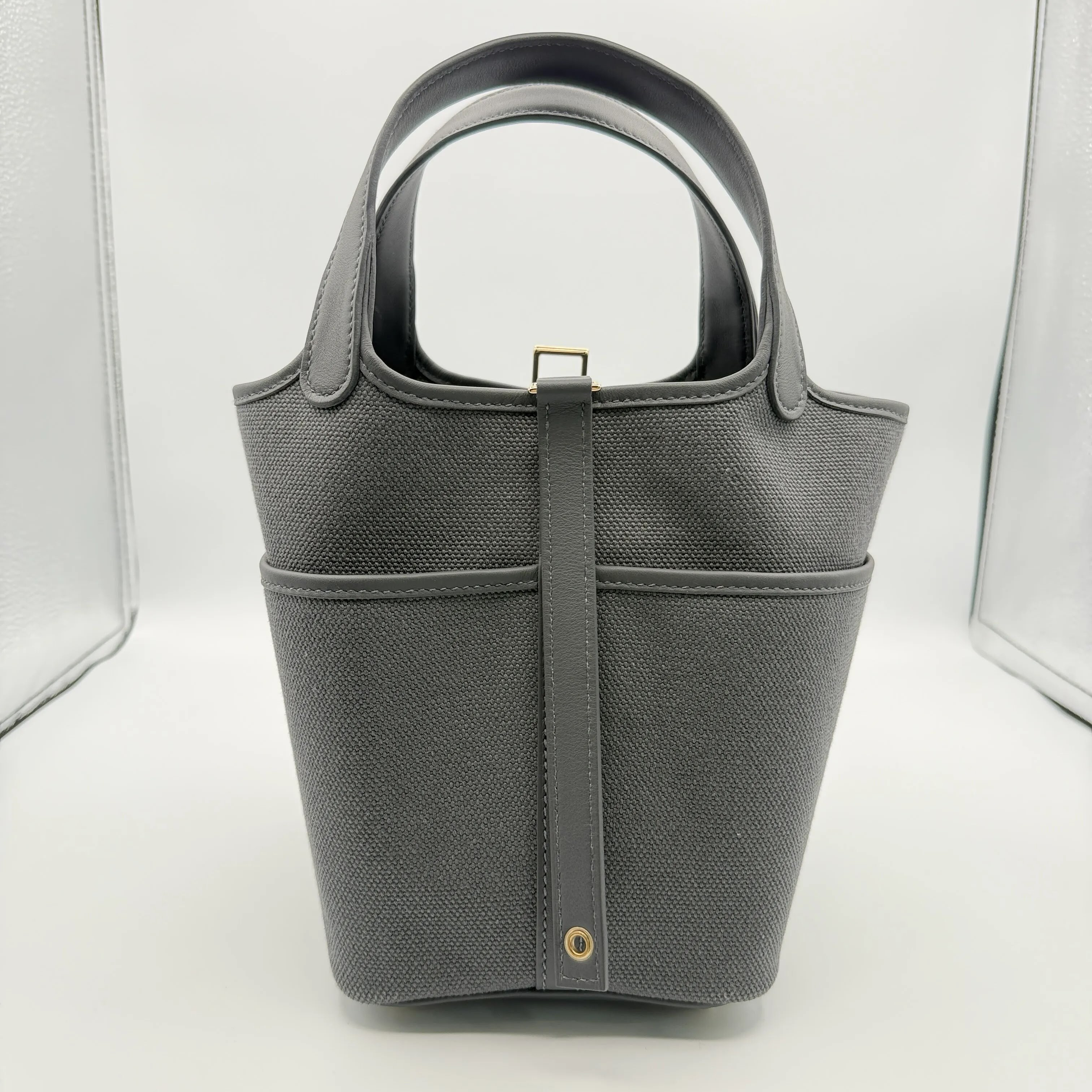 Picotin Lock Cargo Ardoise Material: Toile Goelan/Swift Size: 18 Hardware: Champagne Gold Handbag — view 4