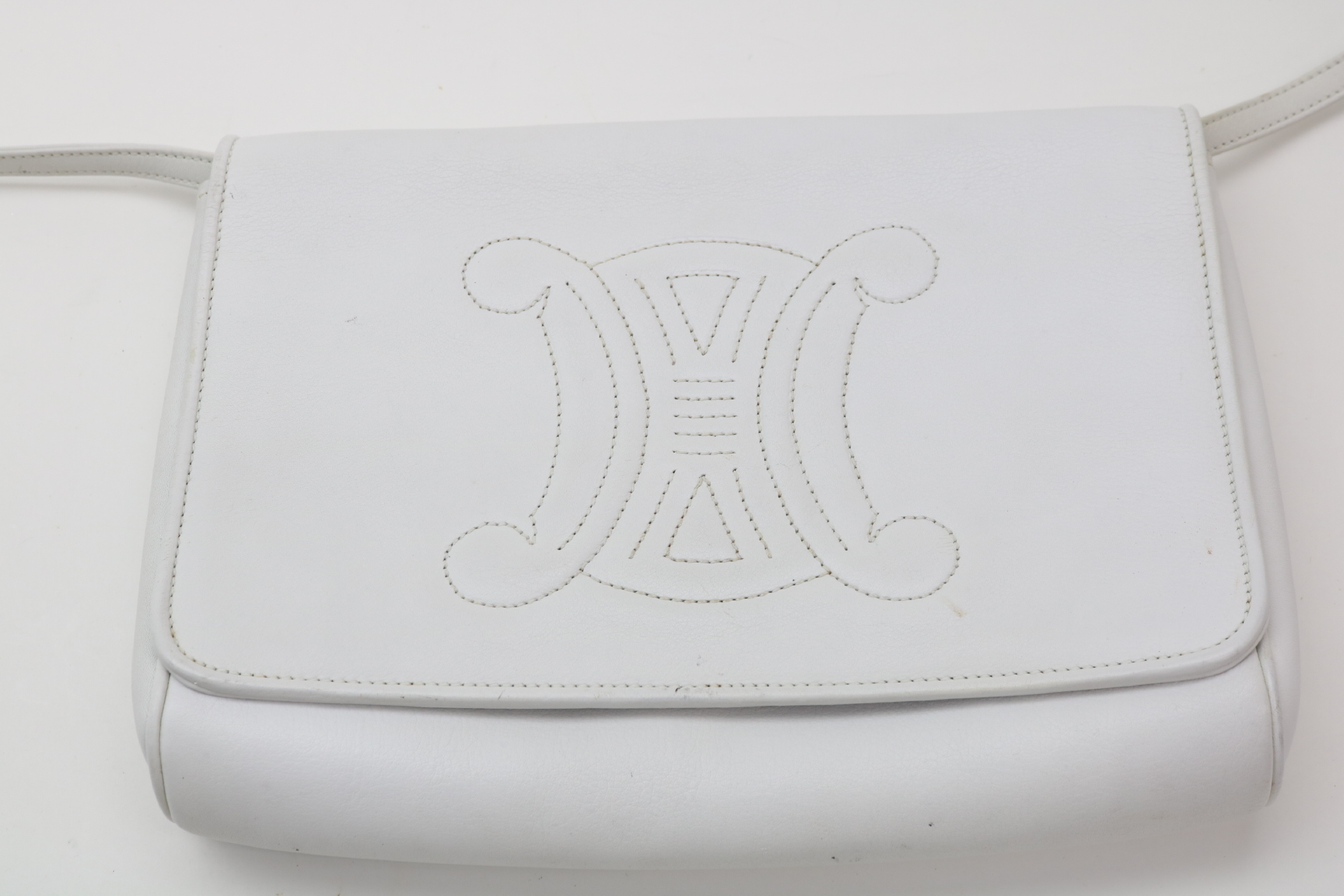 Triomphe Leather Shoulder Bag — view 11