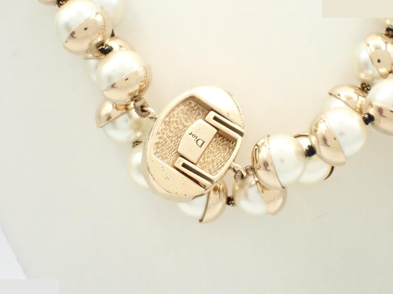 Other lines: Precious metals, necklaces, pendants, chains approximately 138cm long. — view 2