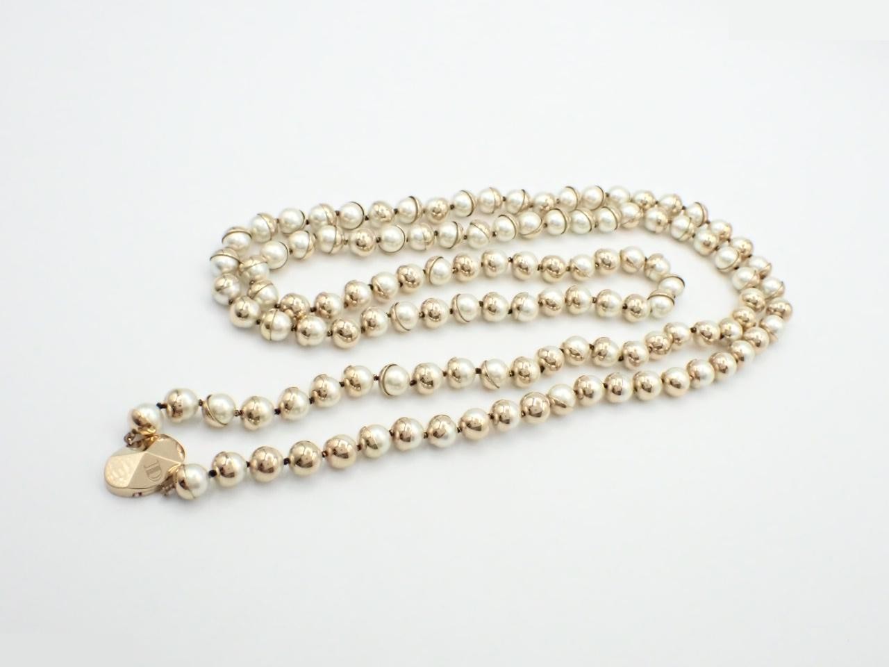 Other lines: Precious metals, necklaces, pendants, chains approximately 138cm long. — view 3