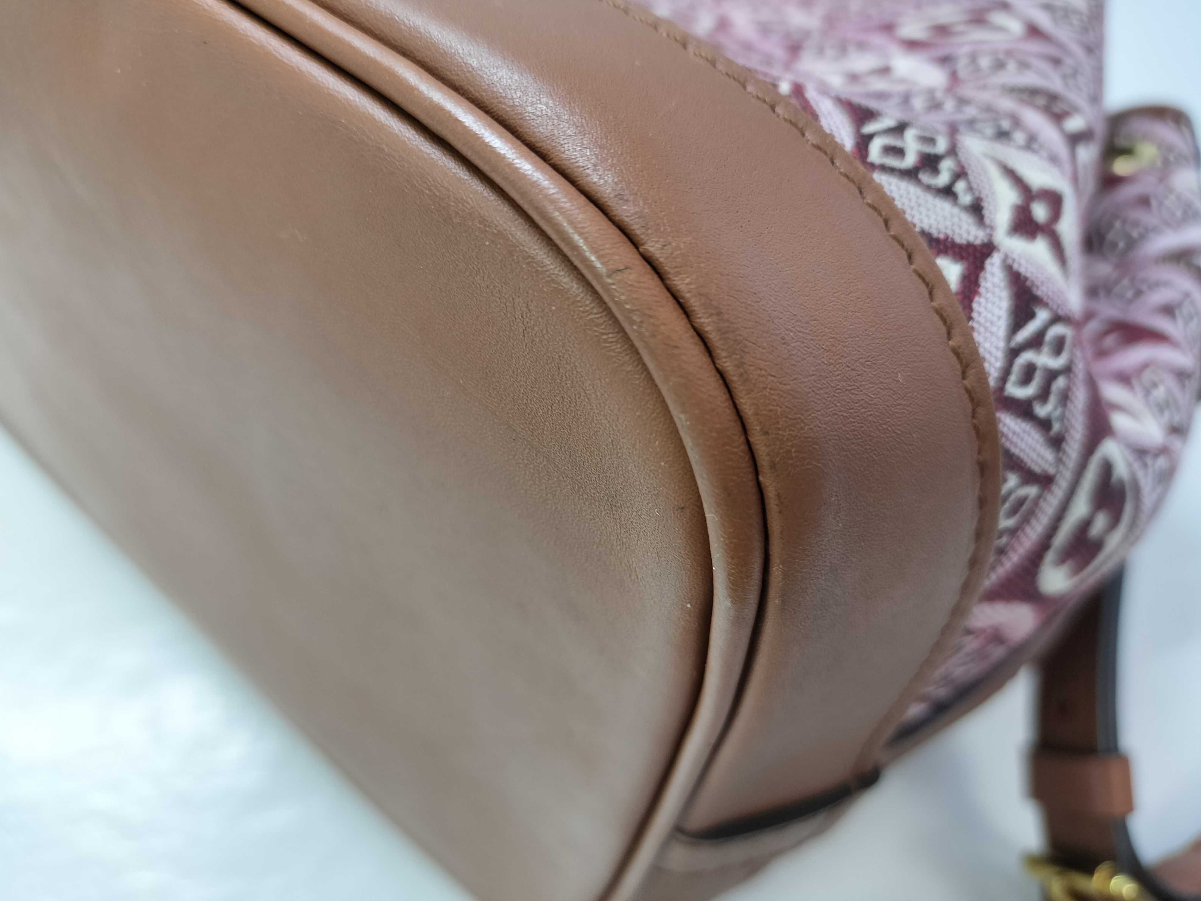 1854 Bucket Shoulder Bag (Shoulder Bag) — view 6