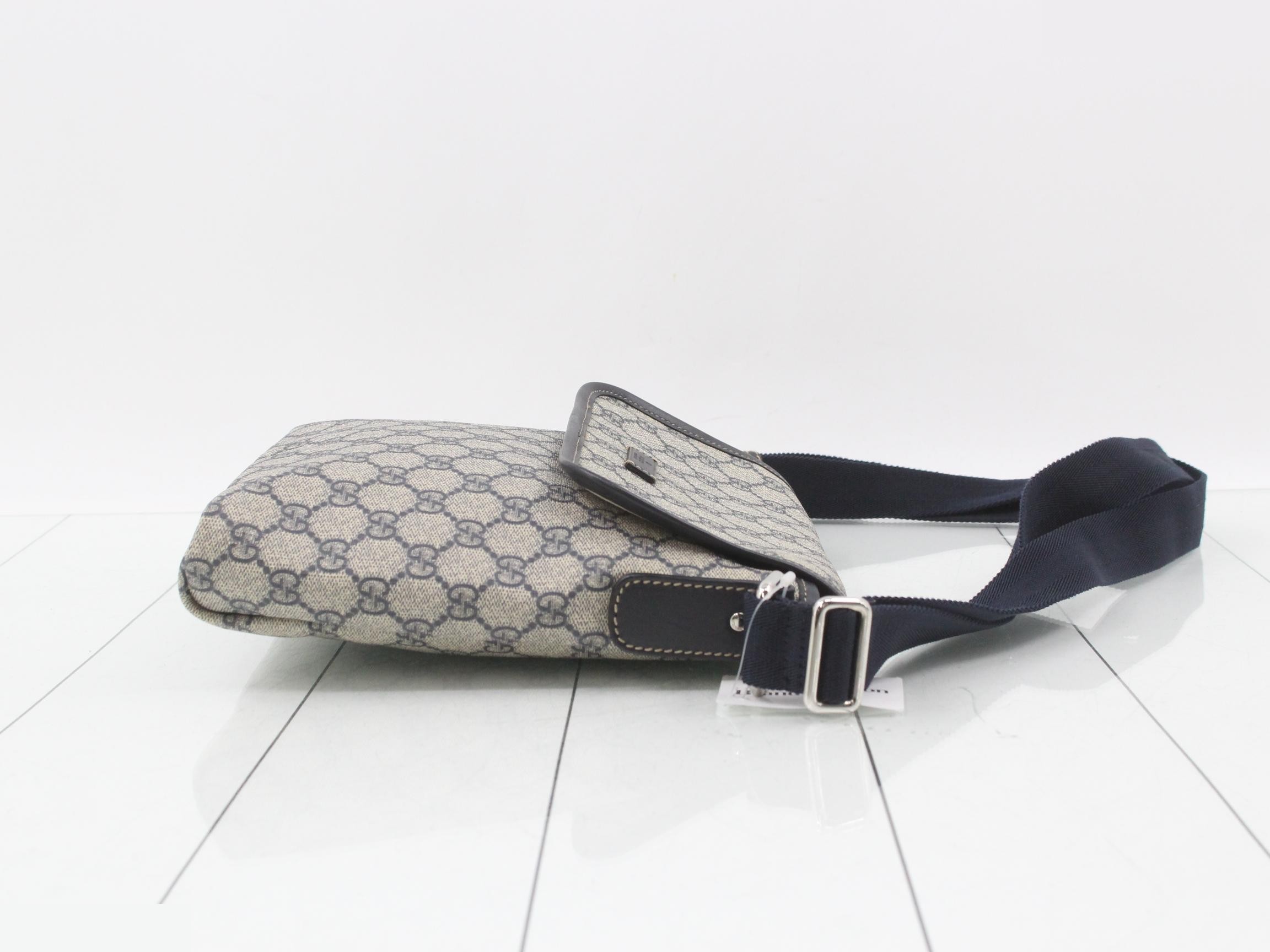 Shoulder bag GG Supreme PVC 223666 — view 3