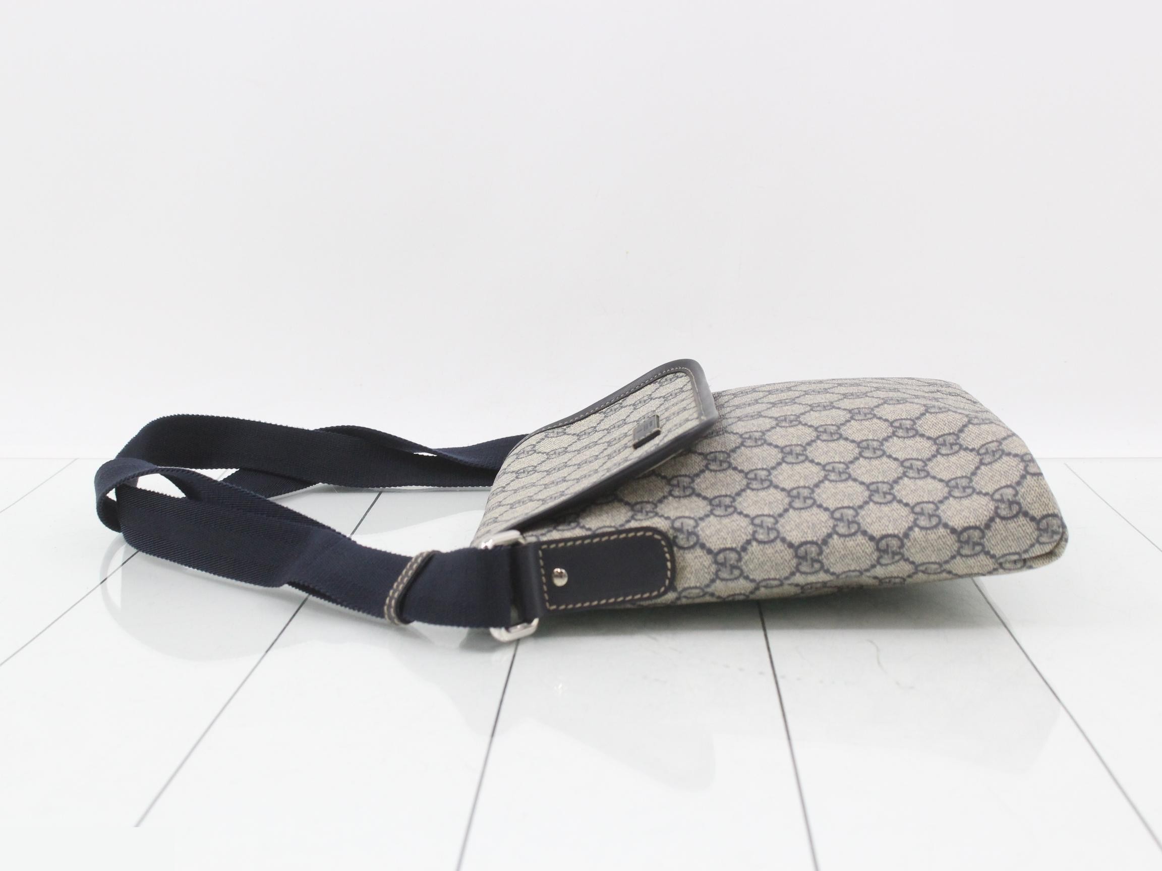 Shoulder bag GG Supreme PVC 223666 — view 4