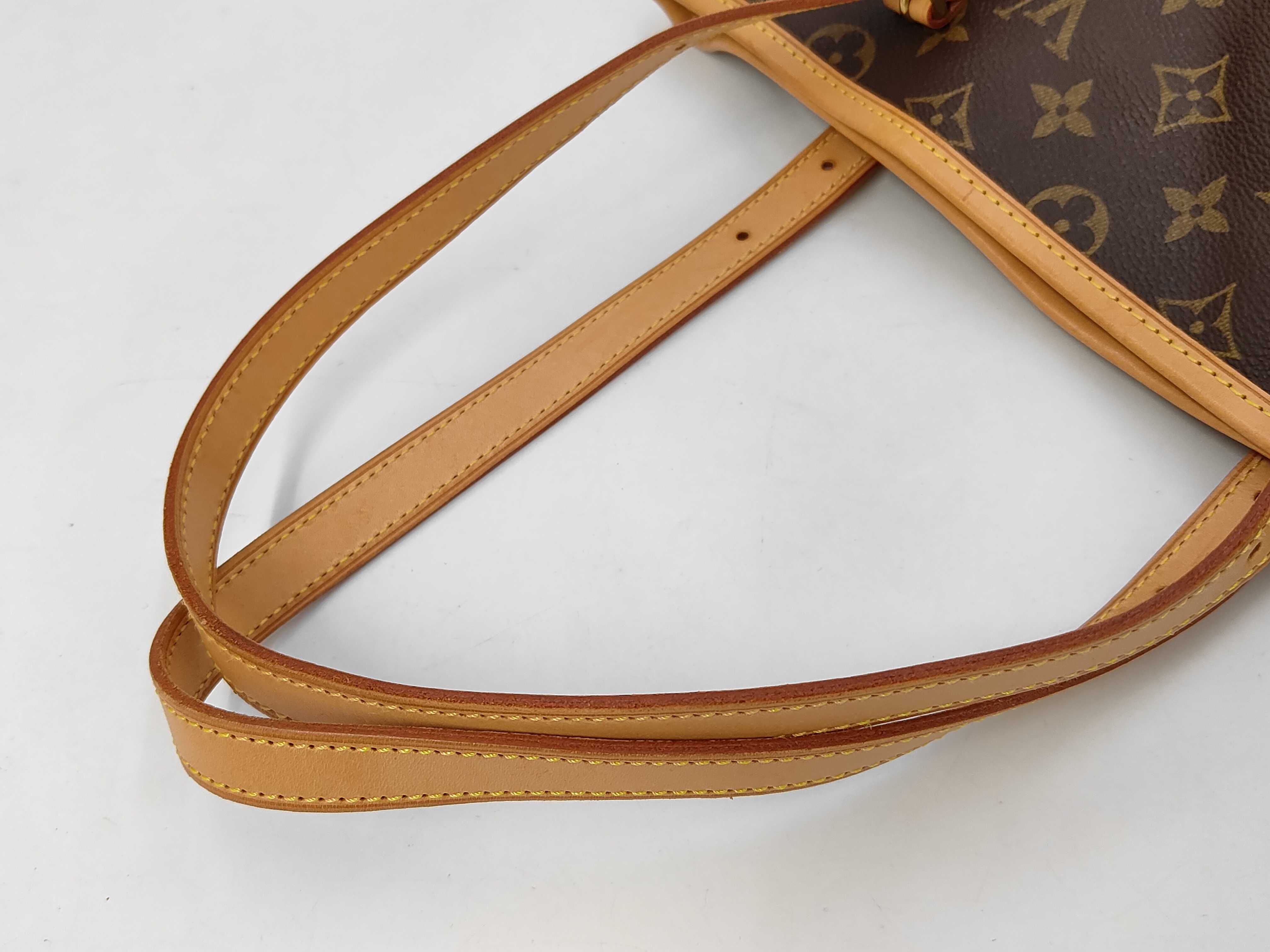 Monogram Louis Vuitton Bucket GM Tote Bag — view 3