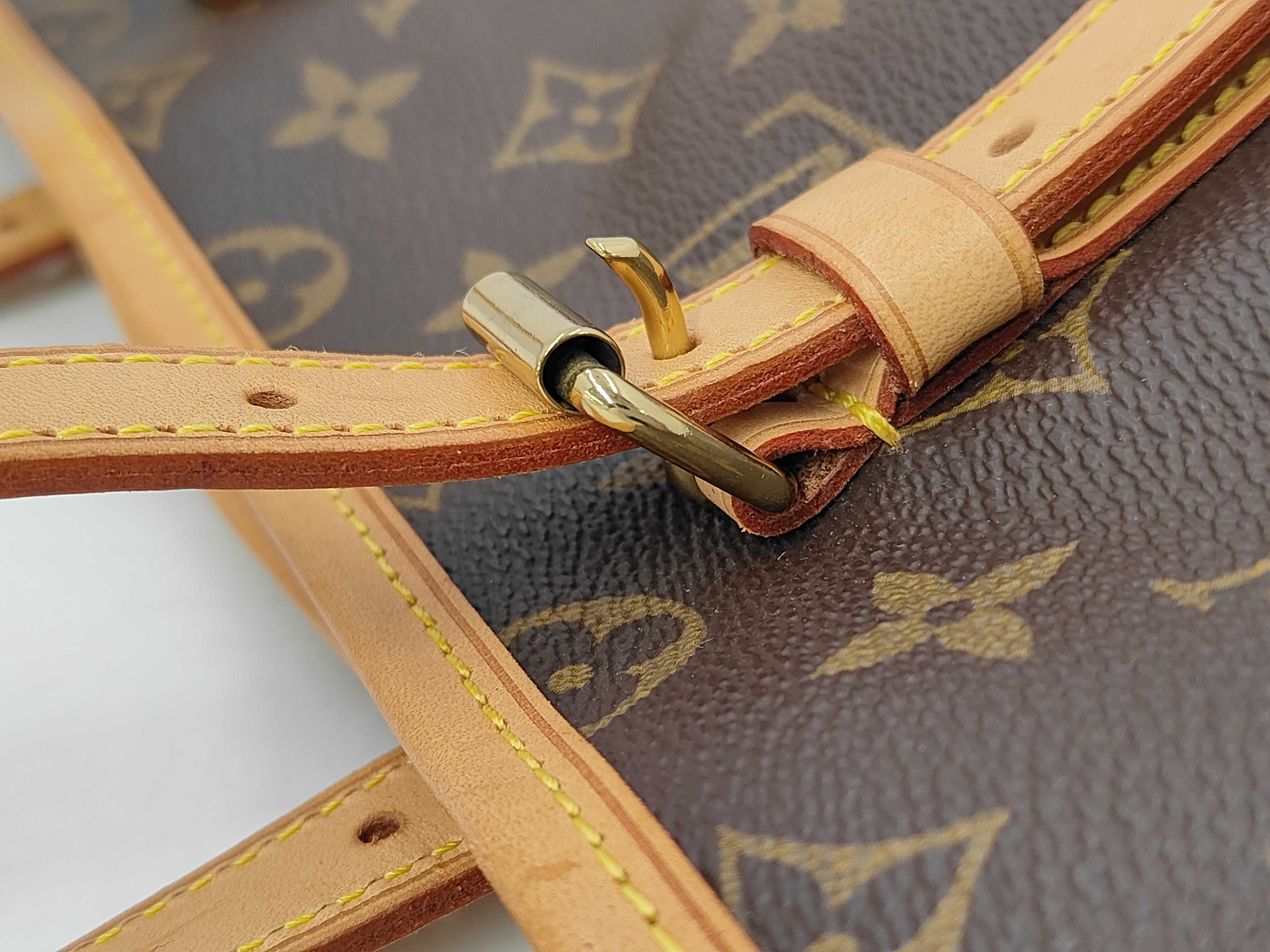 Monogram Louis Vuitton Bucket GM Tote Bag — view 5