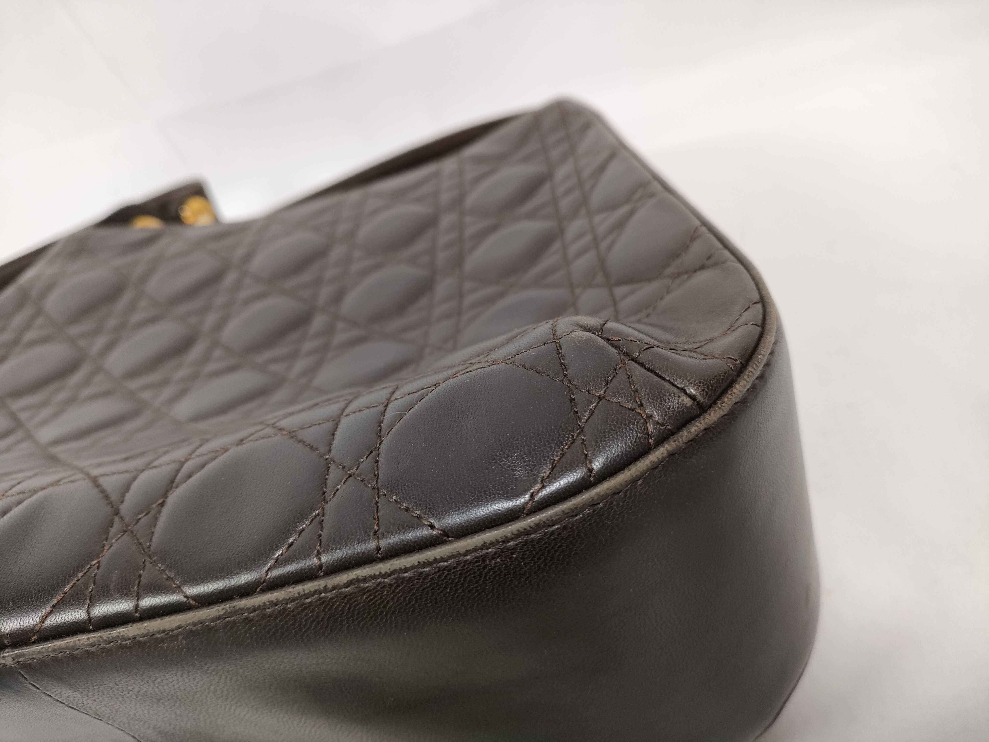 handbag with gold hardware, shoulder bag — view 4