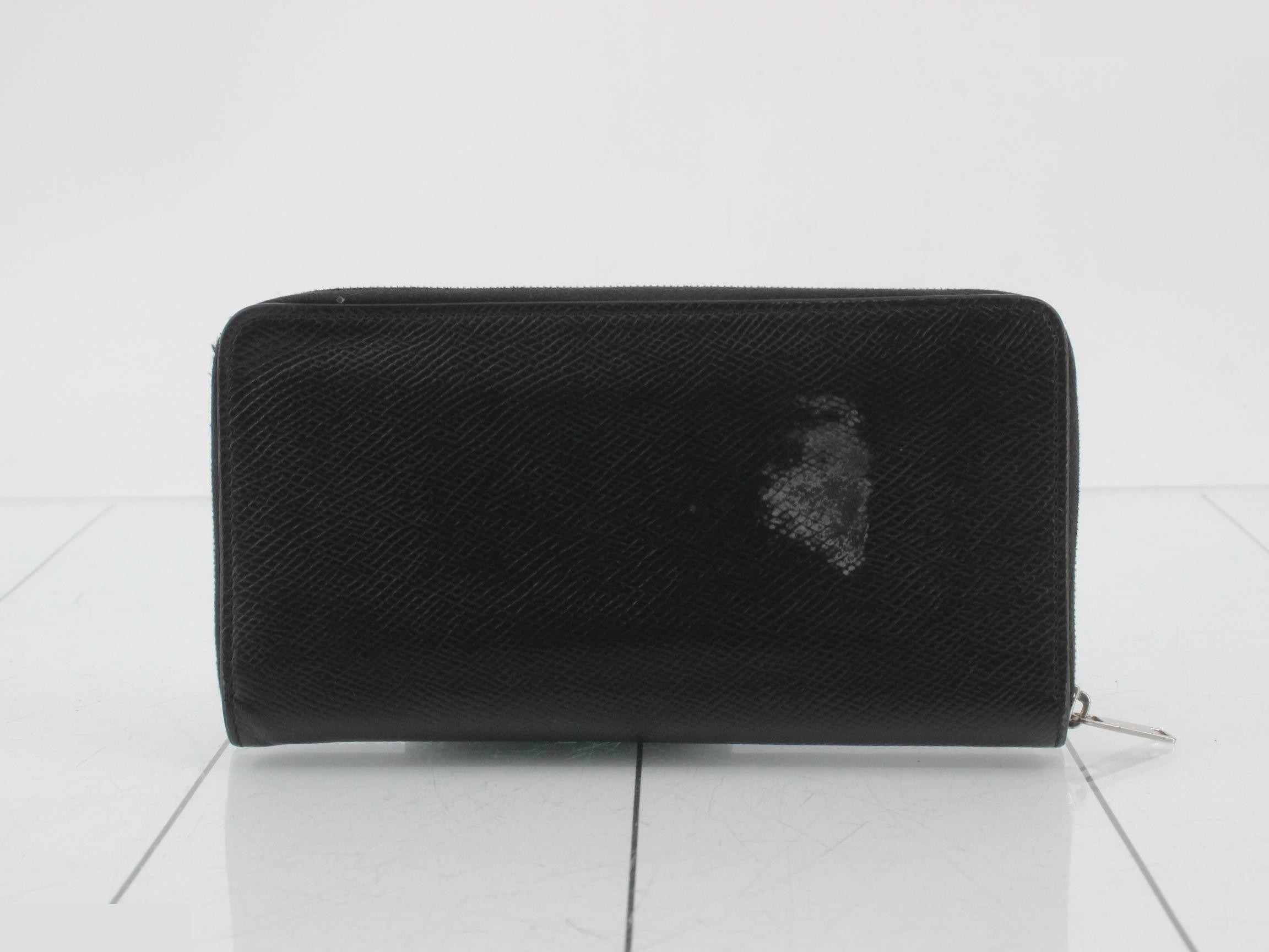 long wallet — view 2