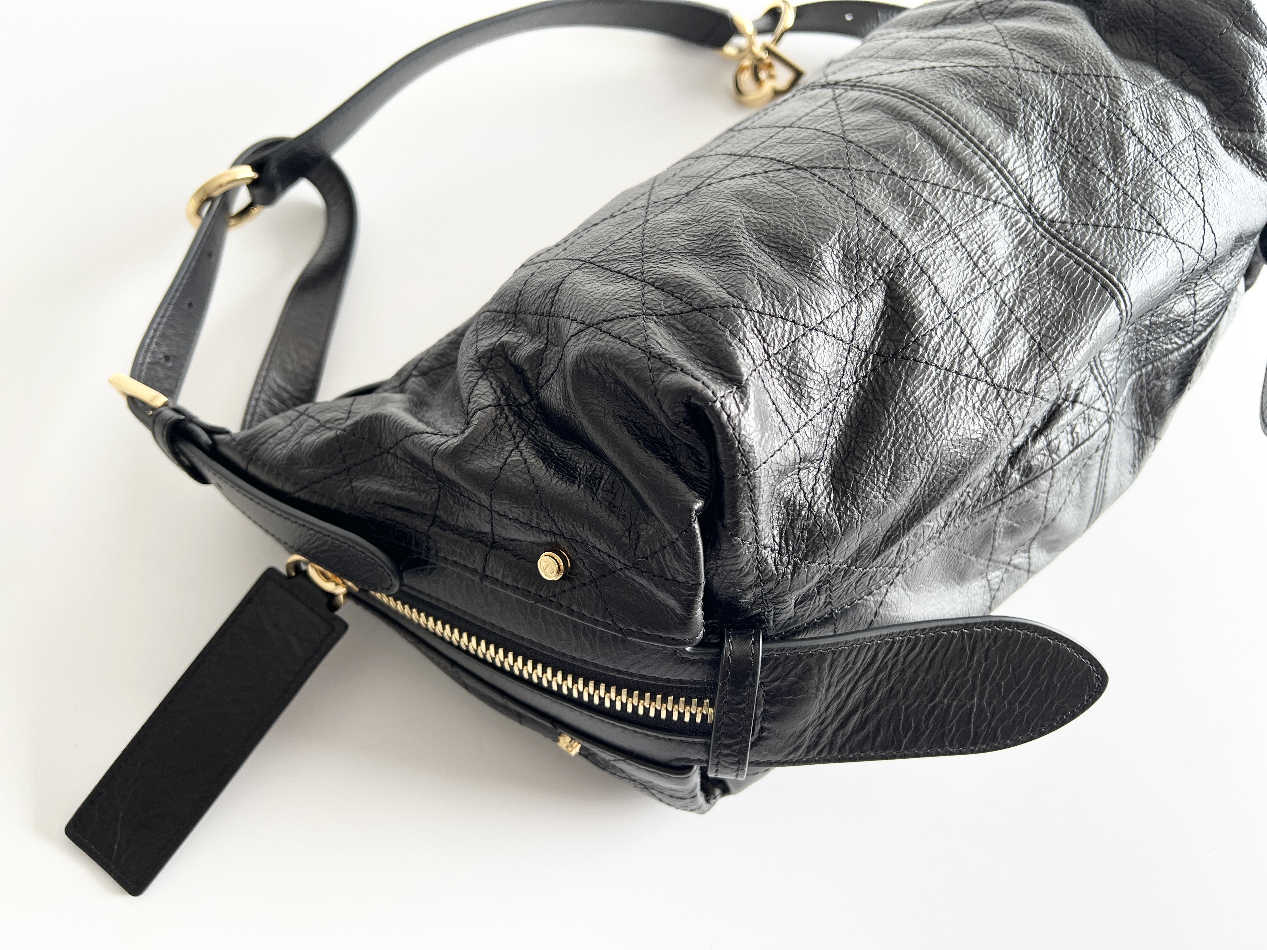 D Journey Hobo Macro Cannage Leather Shoulder Bag One-Shoulder Bag — view 8