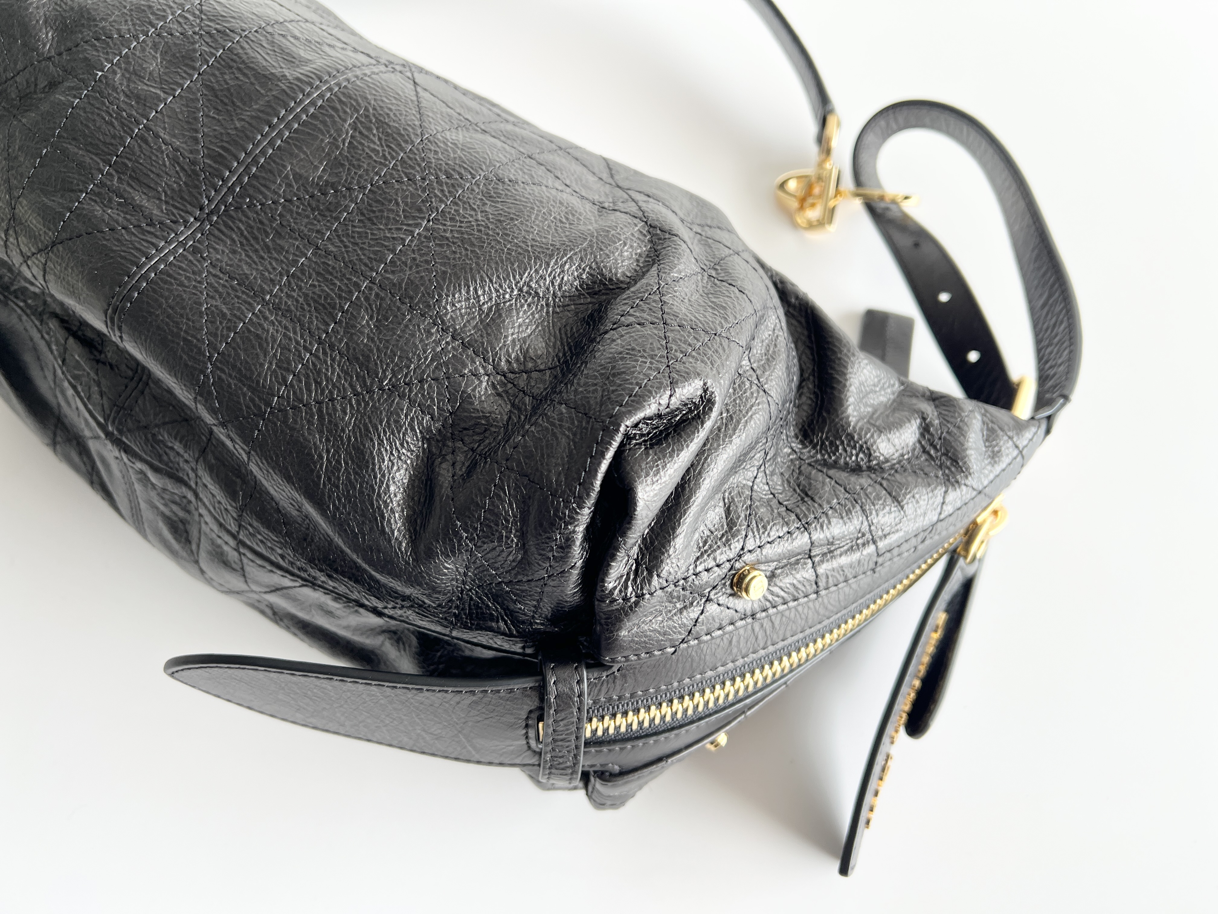 D Journey Hobo Macro Cannage Leather Shoulder Bag One-Shoulder Bag — view 9