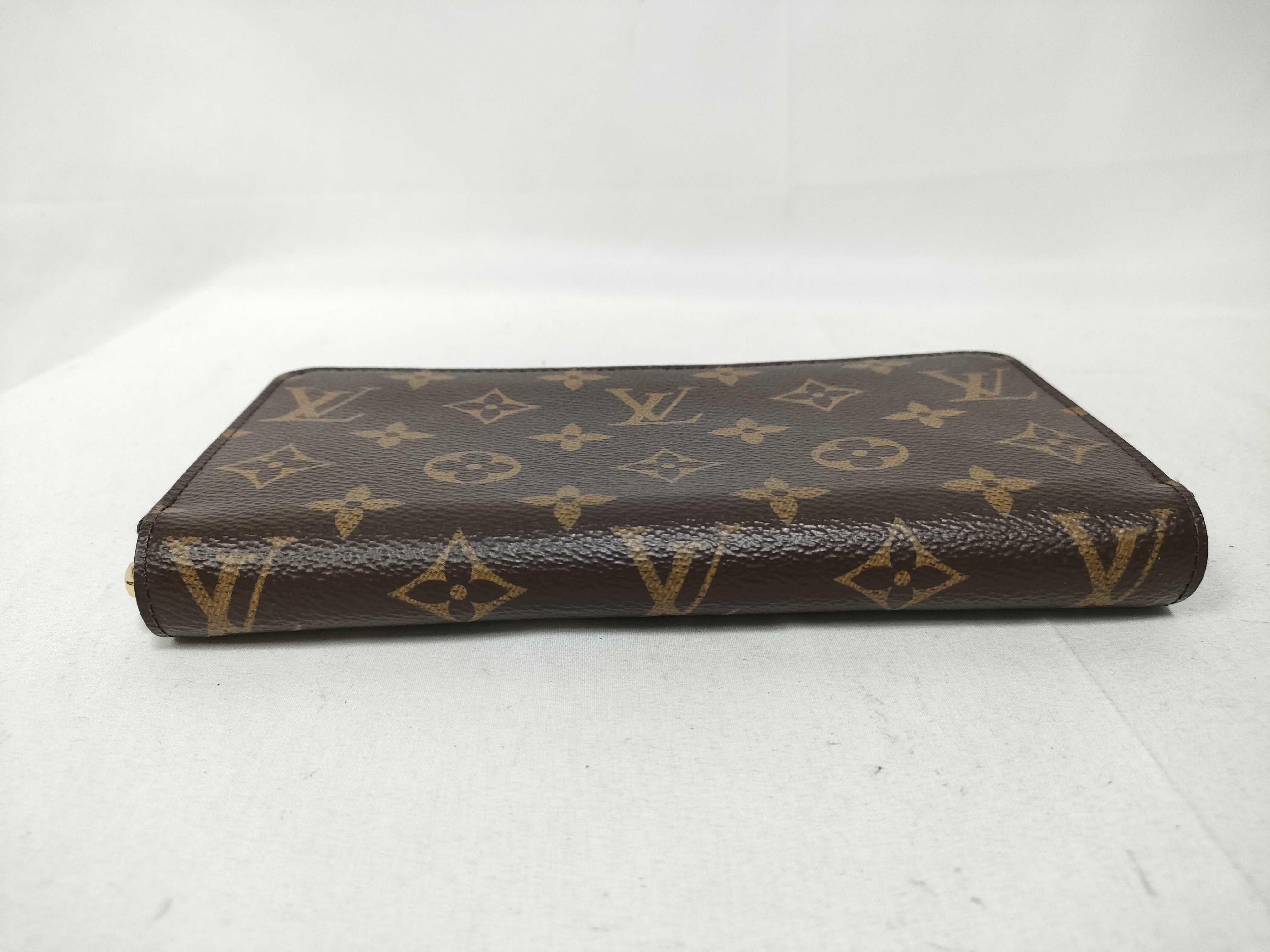 Monogram Vuitton Zippy Wallet Rose Ballerino — view 5