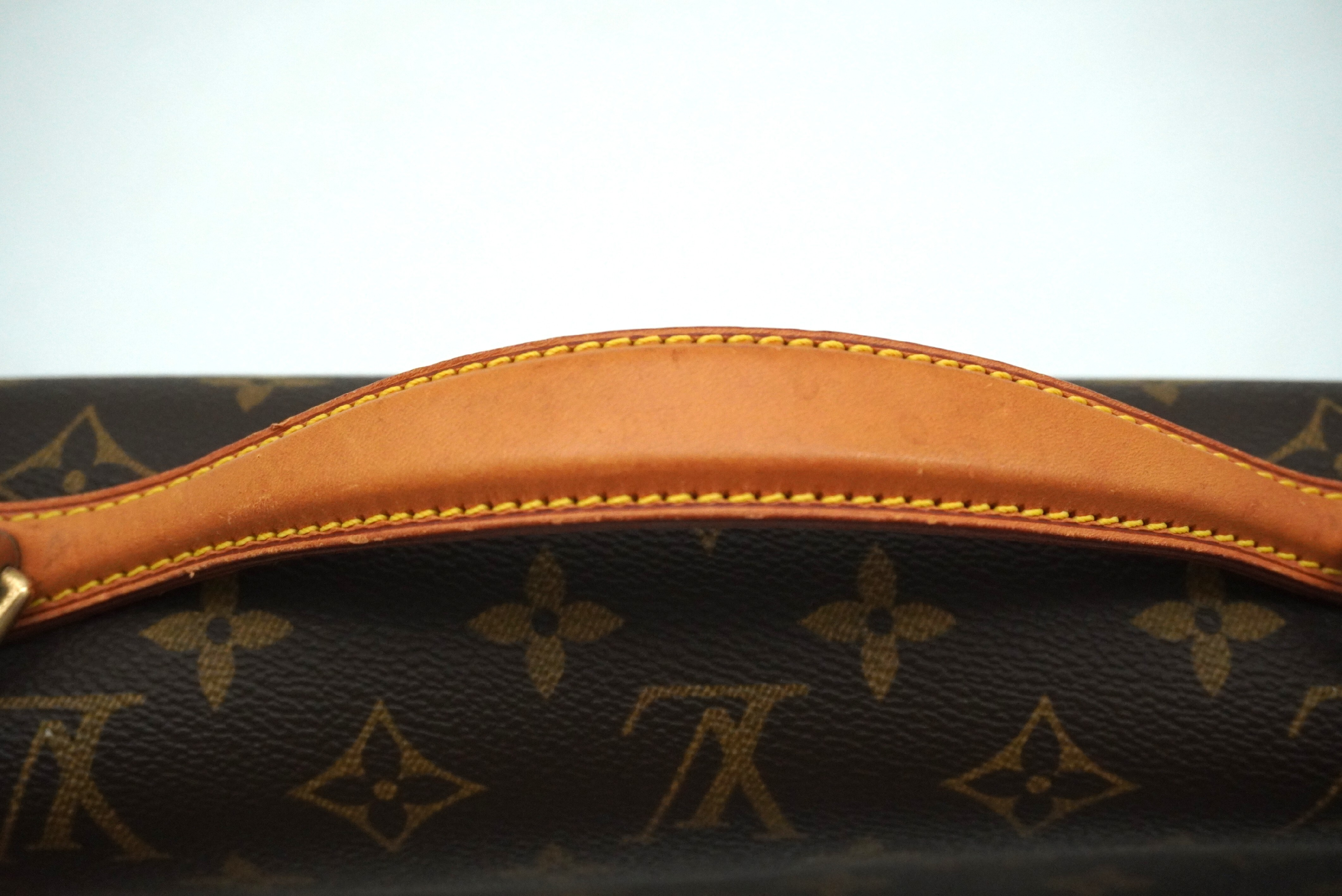 Monogram Bel Air M51122 Shoulder Strap Handbag — view 6