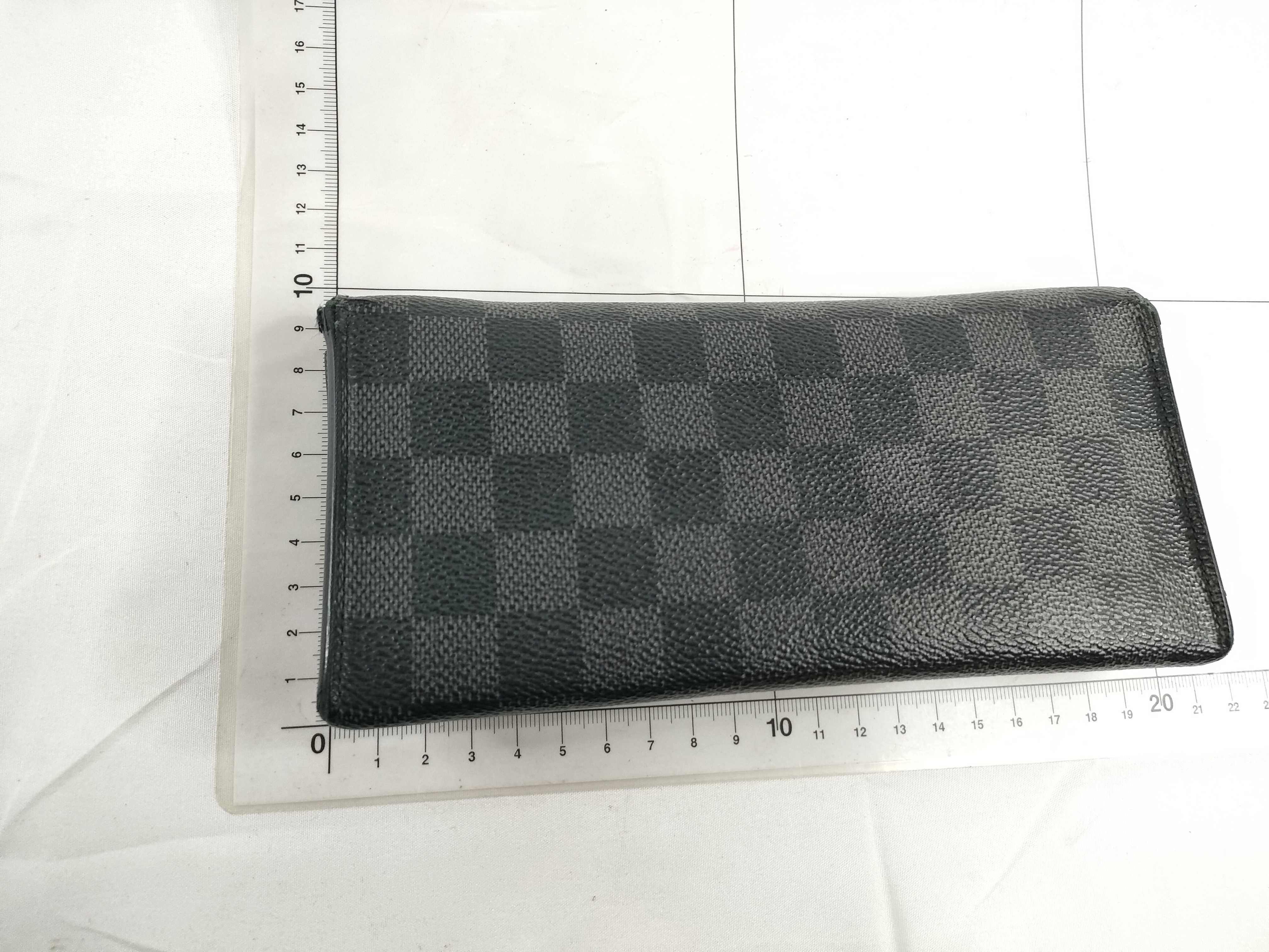 Damier Graphite LV N63084 Black Wallet — view 2