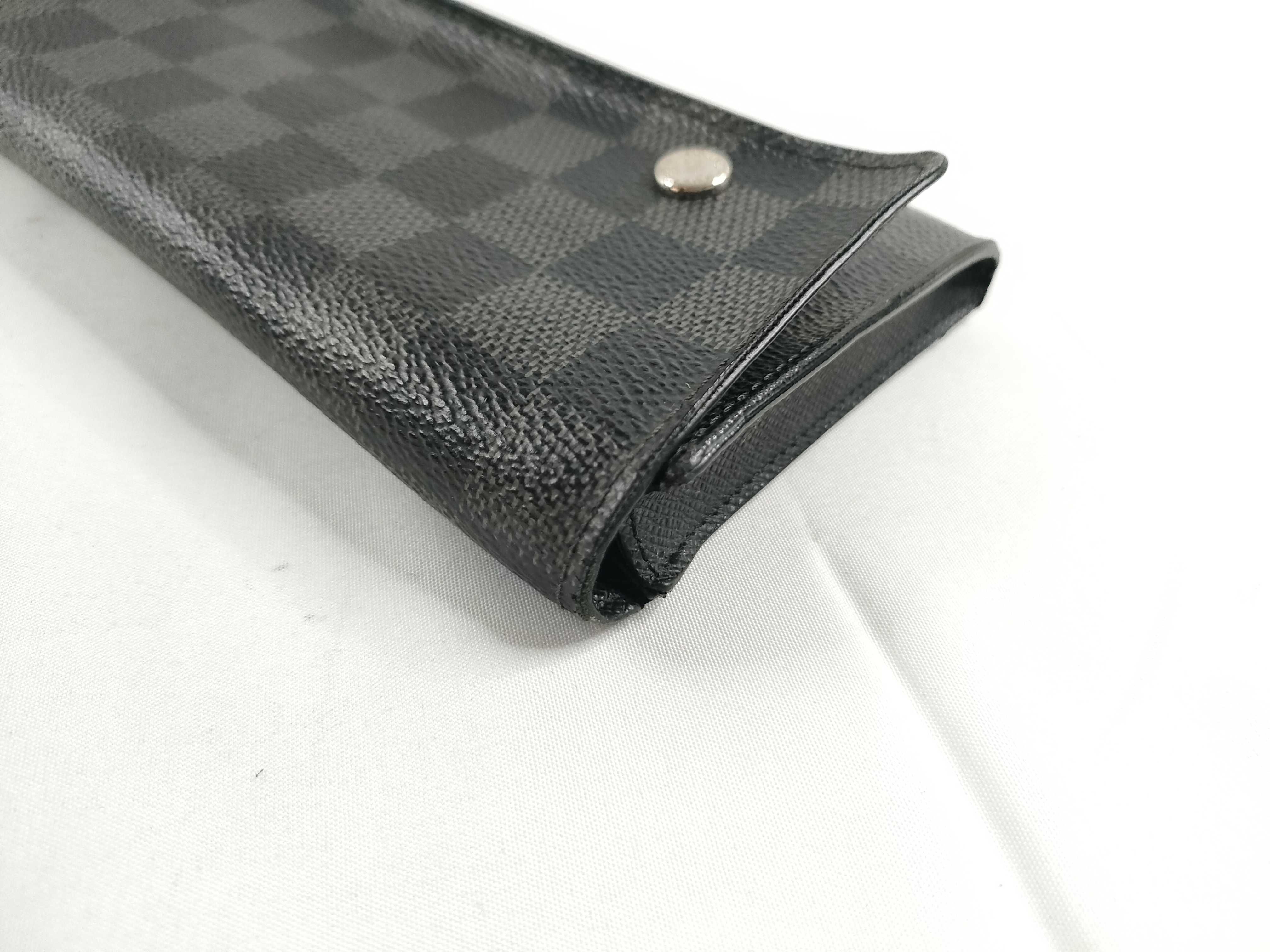 Damier Graphite LV N63084 Black Wallet — view 4