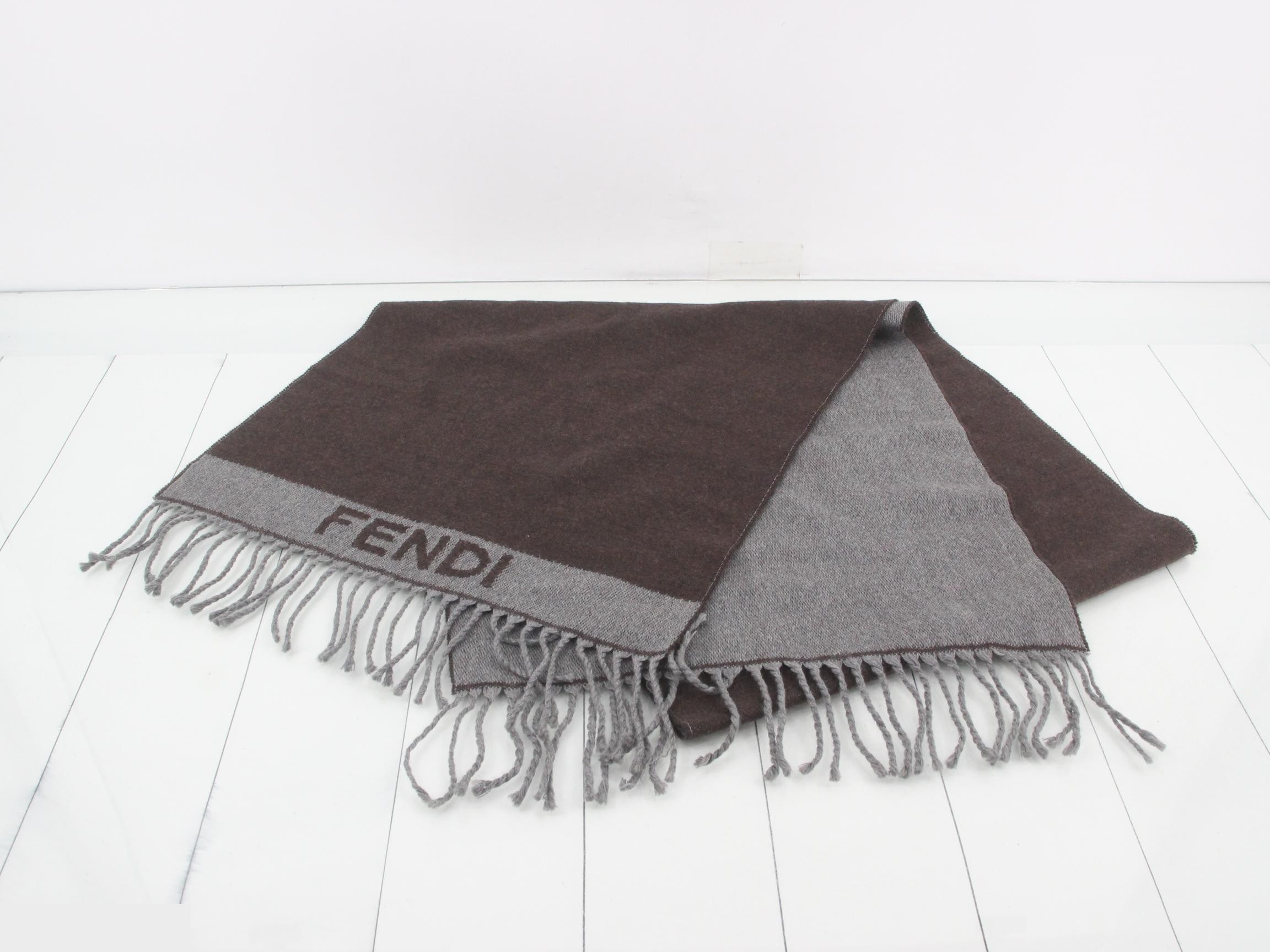 logo scarf, black — view 2
