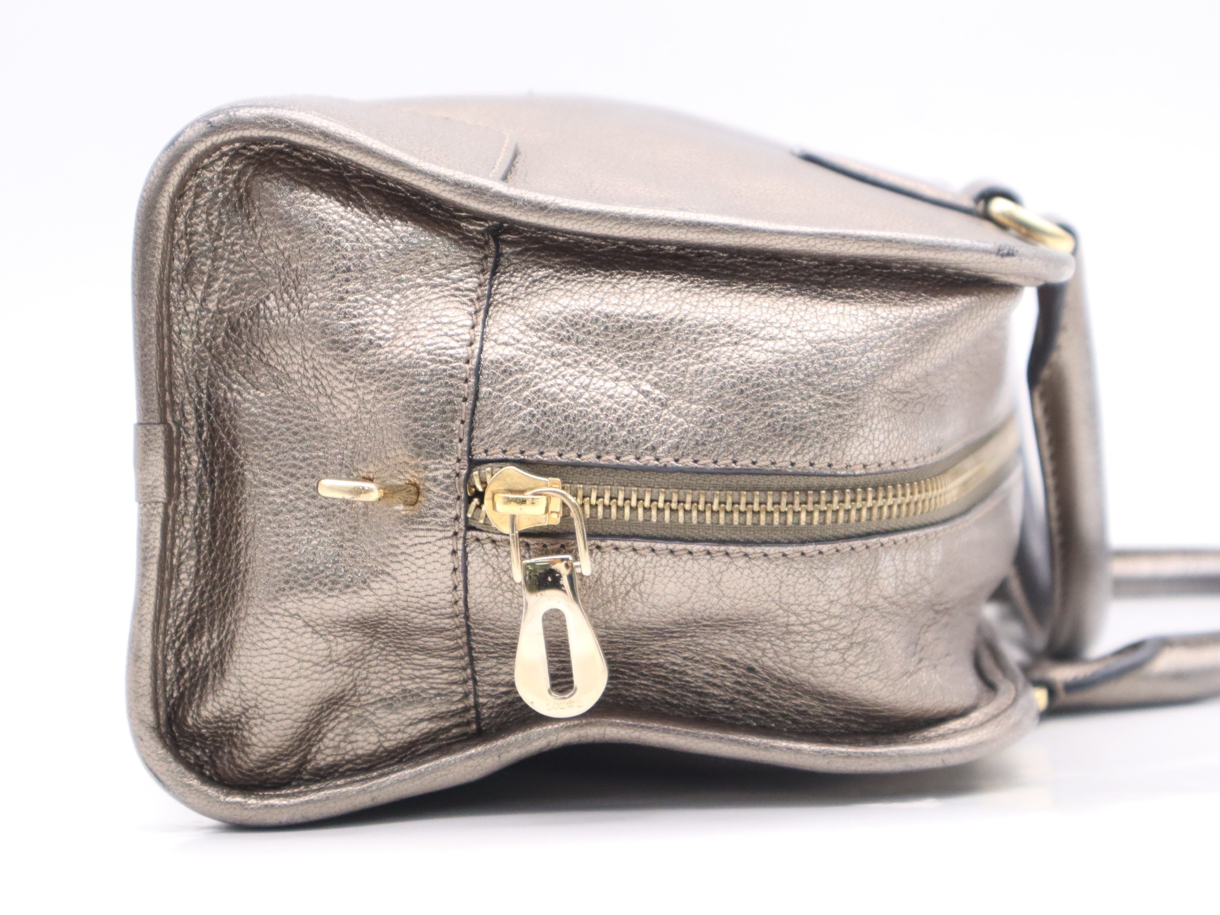 Leather Amazona 28 Handbag with Gold Hardware, Padlock, 2 Keys, and Clochette — view 5