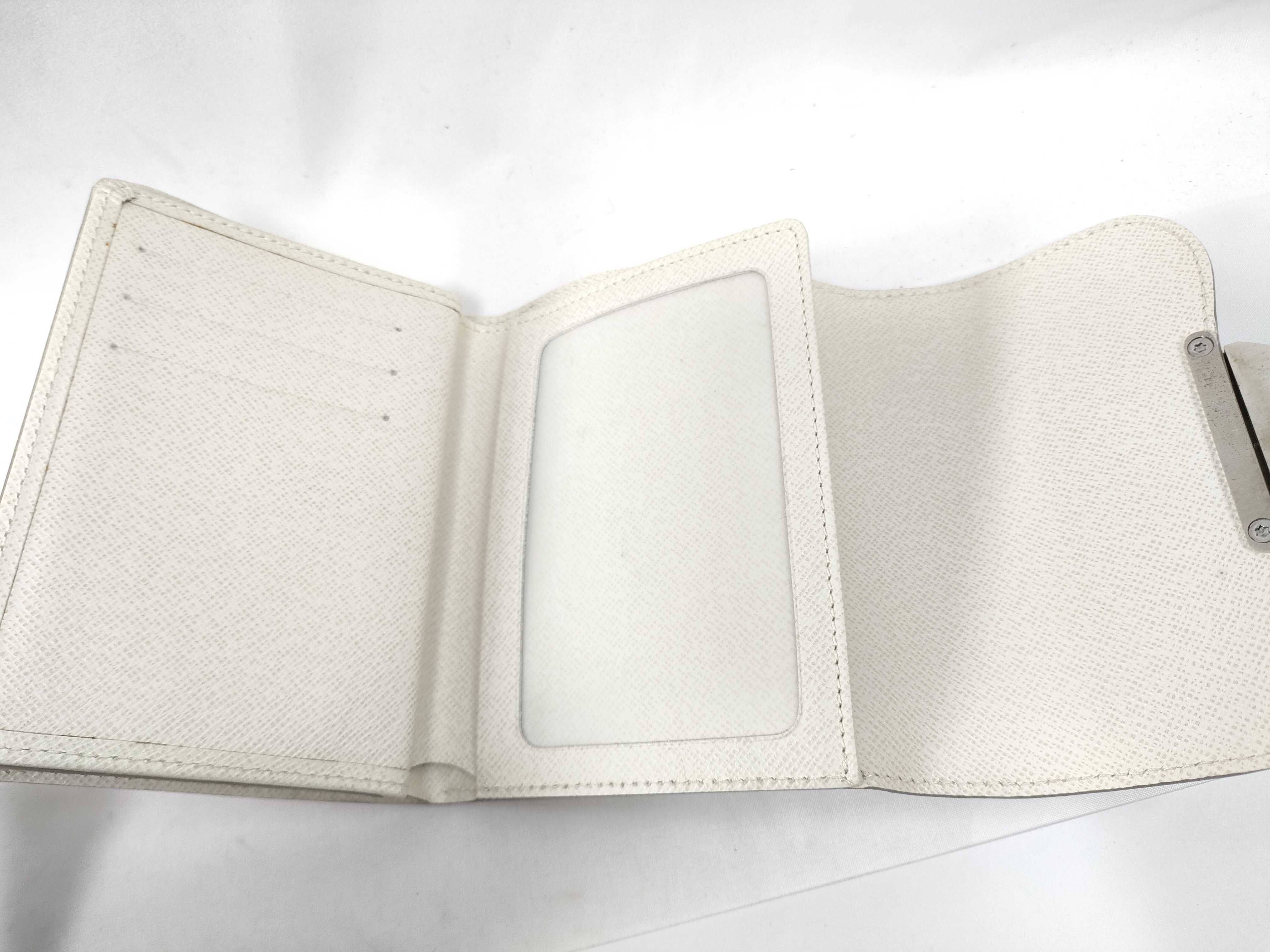 Epi Leather Portefeuille Joy M6658J Wallet — view 7