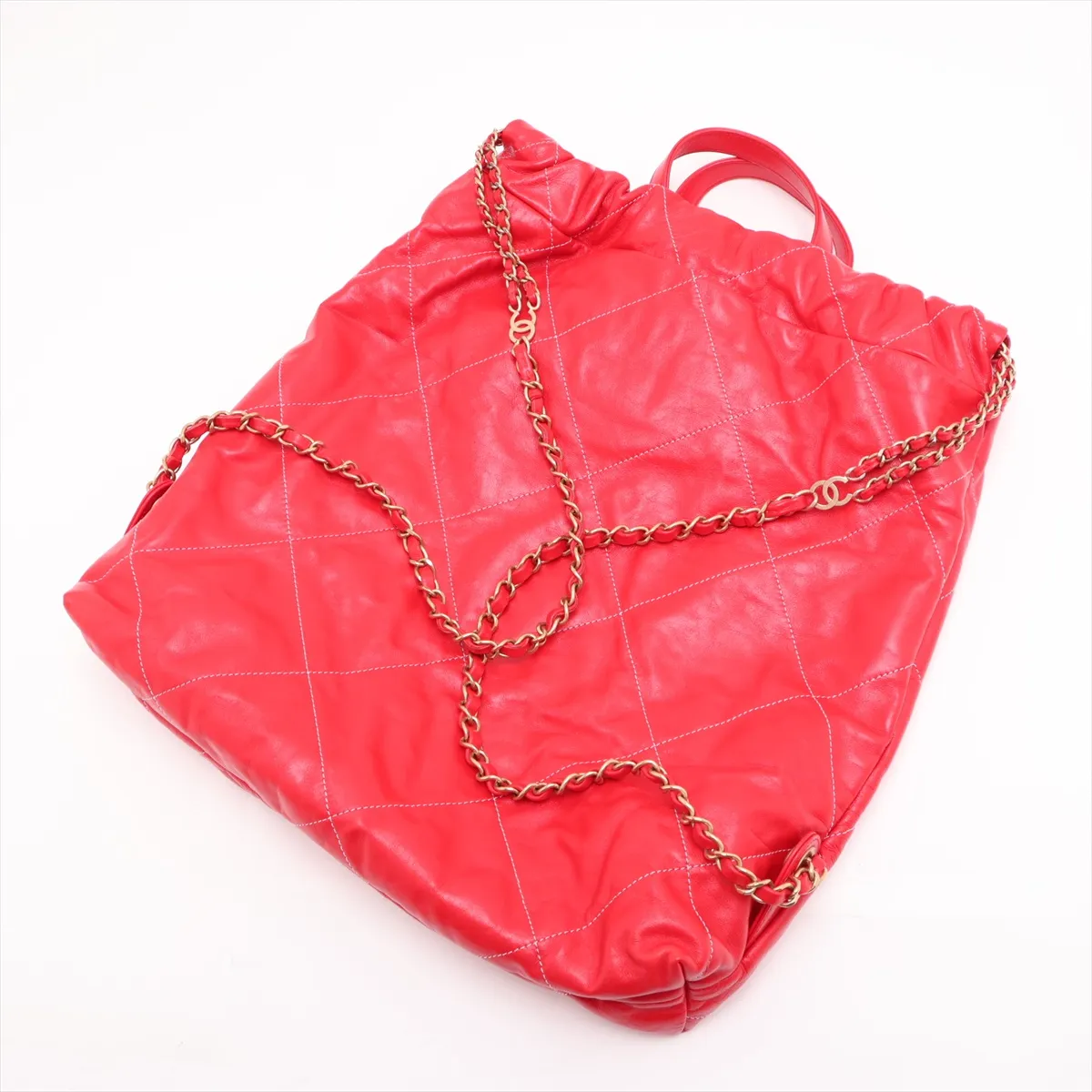 22 Backpack Shiny Calfskin Chain Backpack Red Gold Hardware UL9L7088 Random Plate — view 7