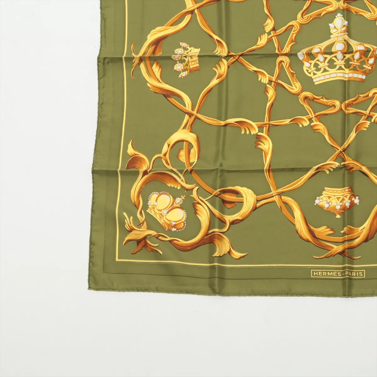 Carre 90 Couronnes Crown Scarf Silk Green Thread Fuzzing Thread — view 5